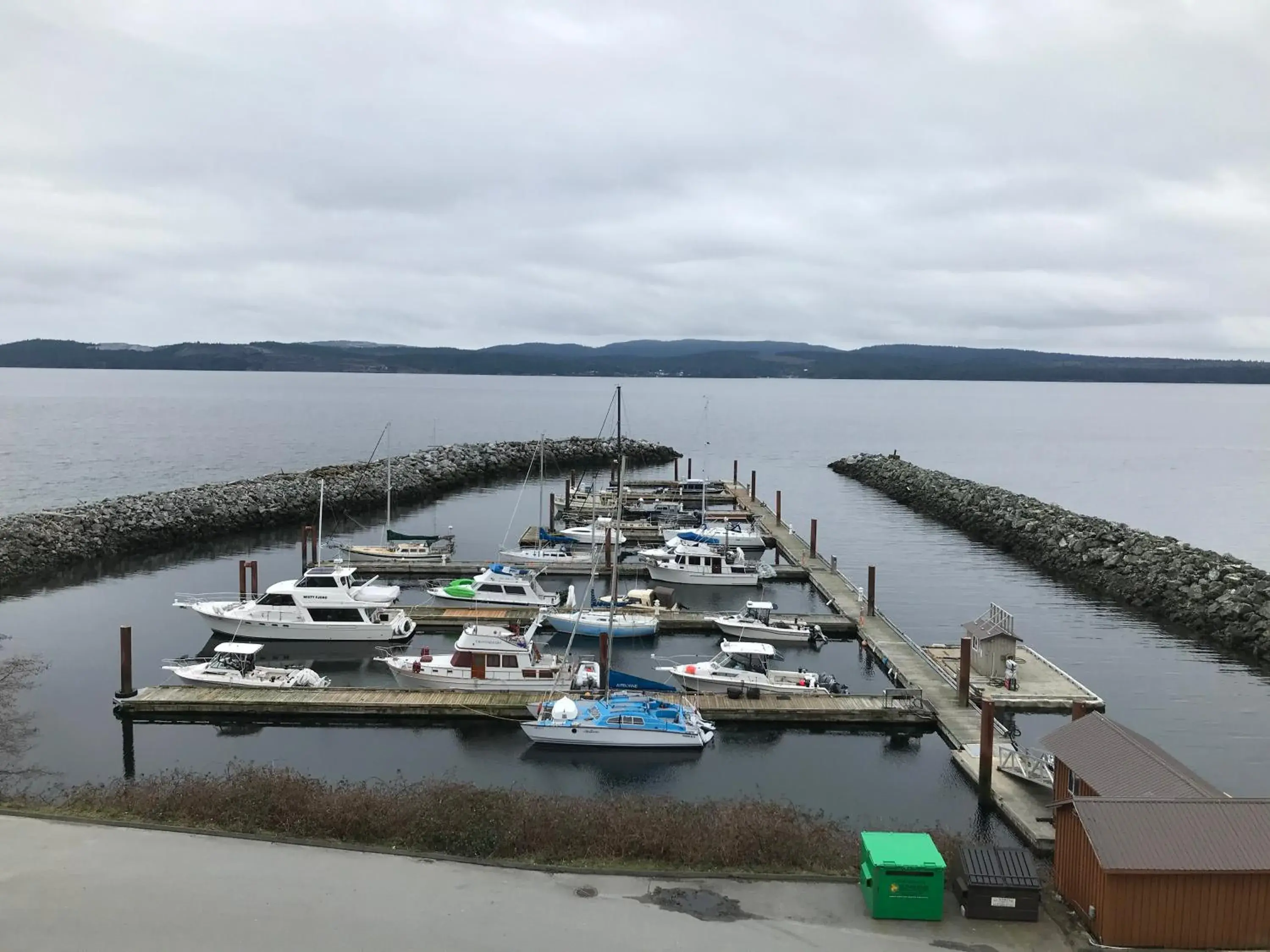 Double Room with Sea View in Beach Gardens Resort and Marina Double Room with Sea View in Beach Gardens Resort and Marina