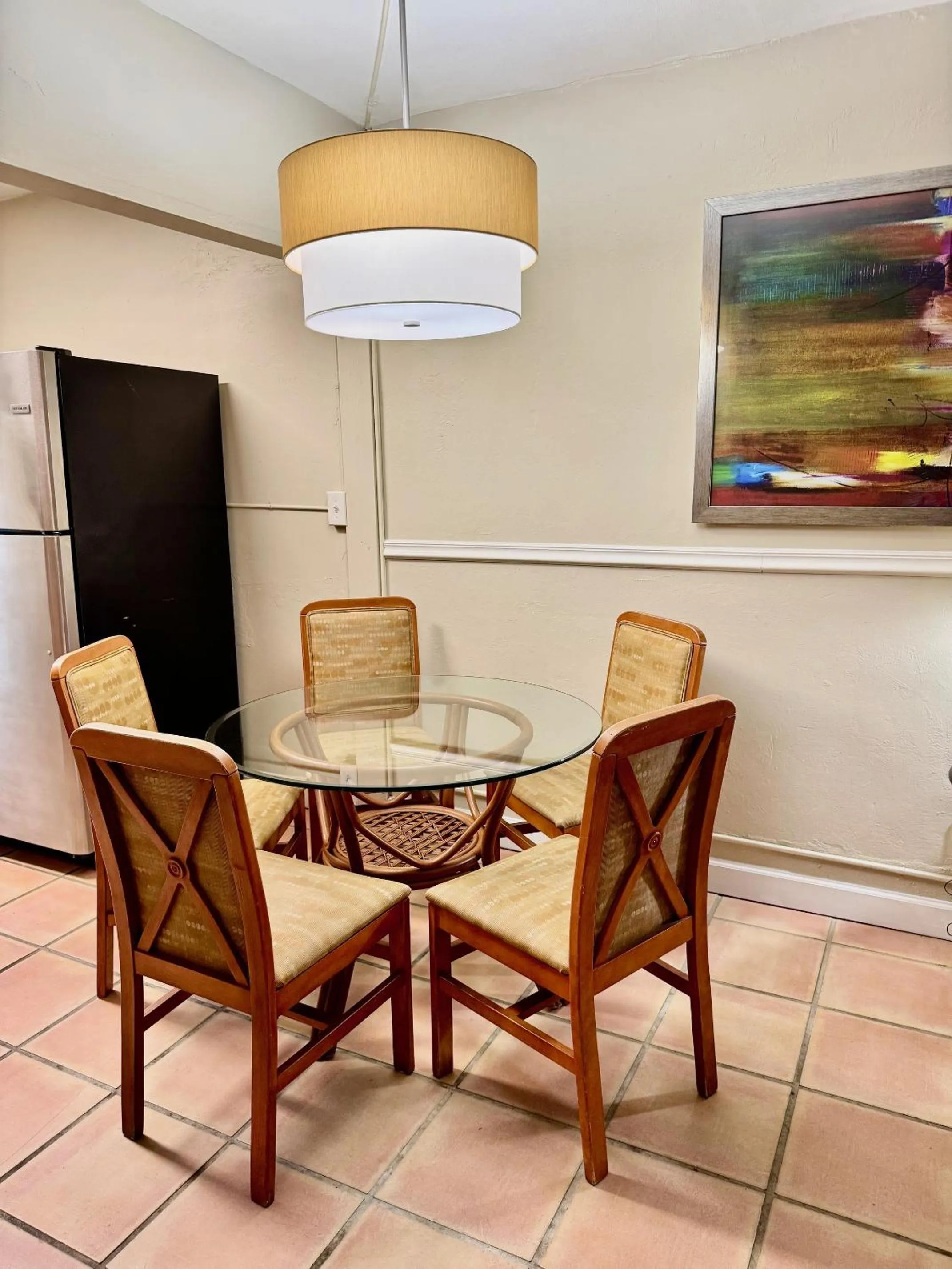 Dining area in Silver Seas Beach Resort