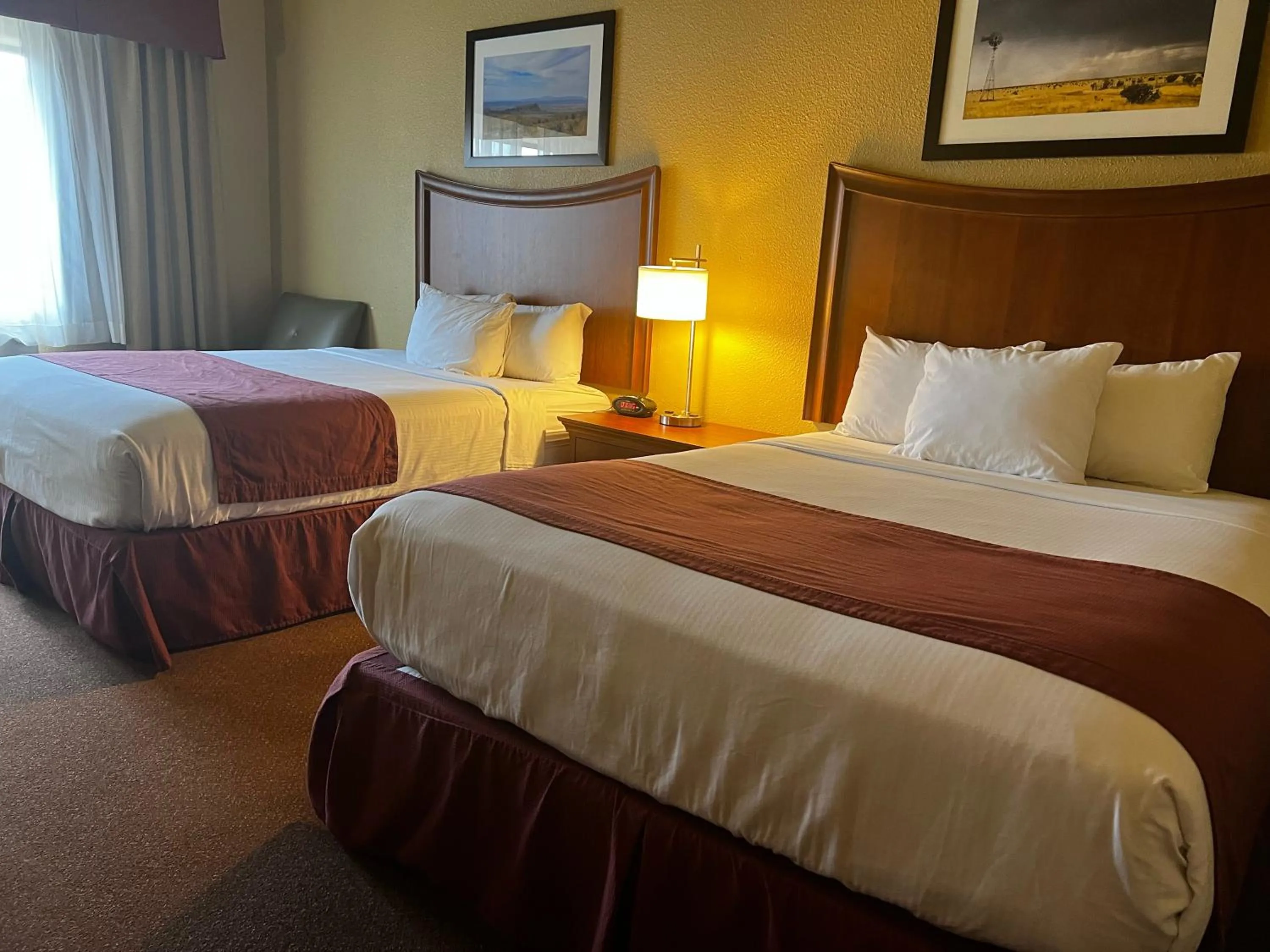 Bedroom, Bed in Baymont by Wyndham Cuero