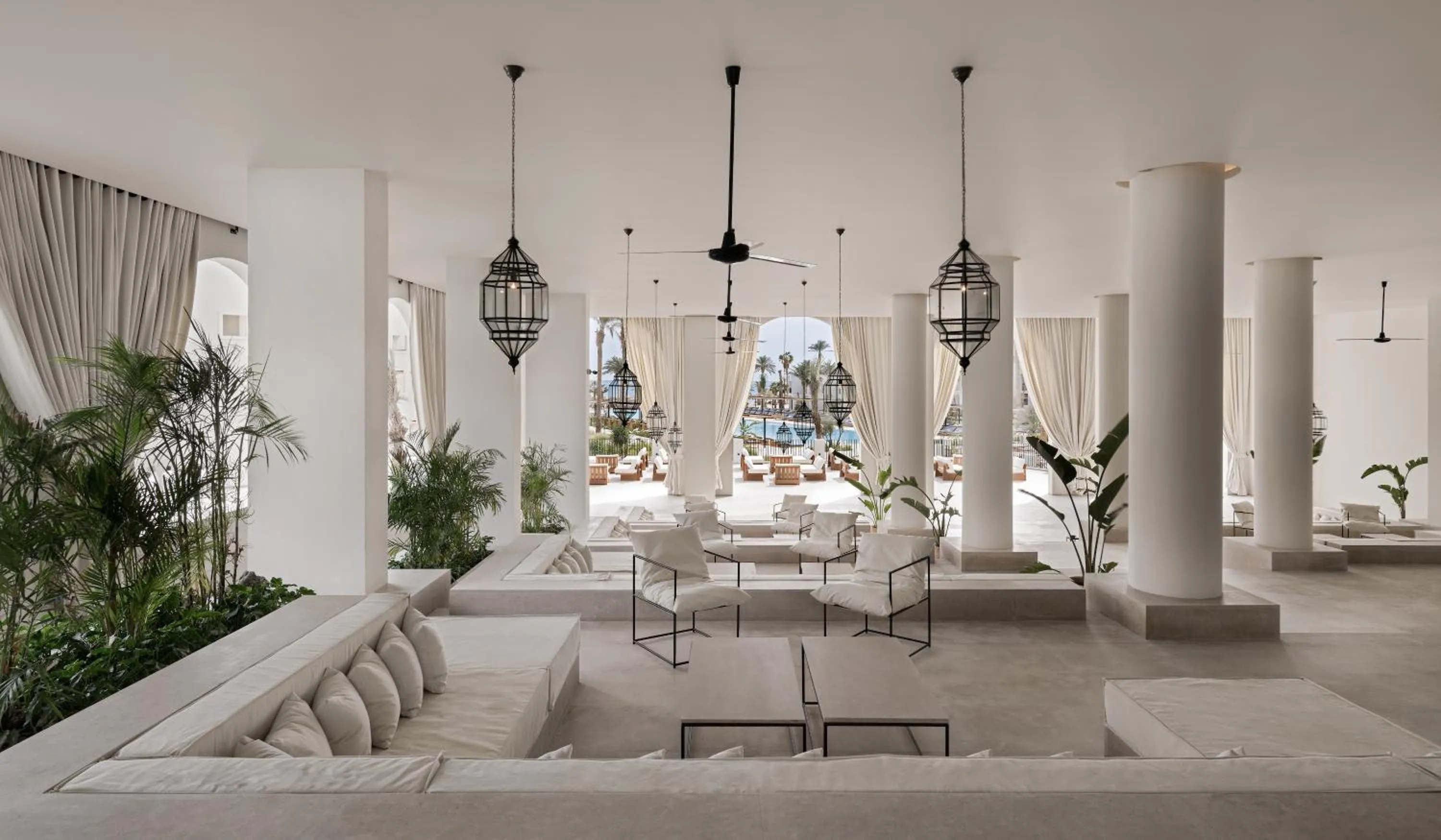 Restaurant/places to eat in Serry Beach Resort