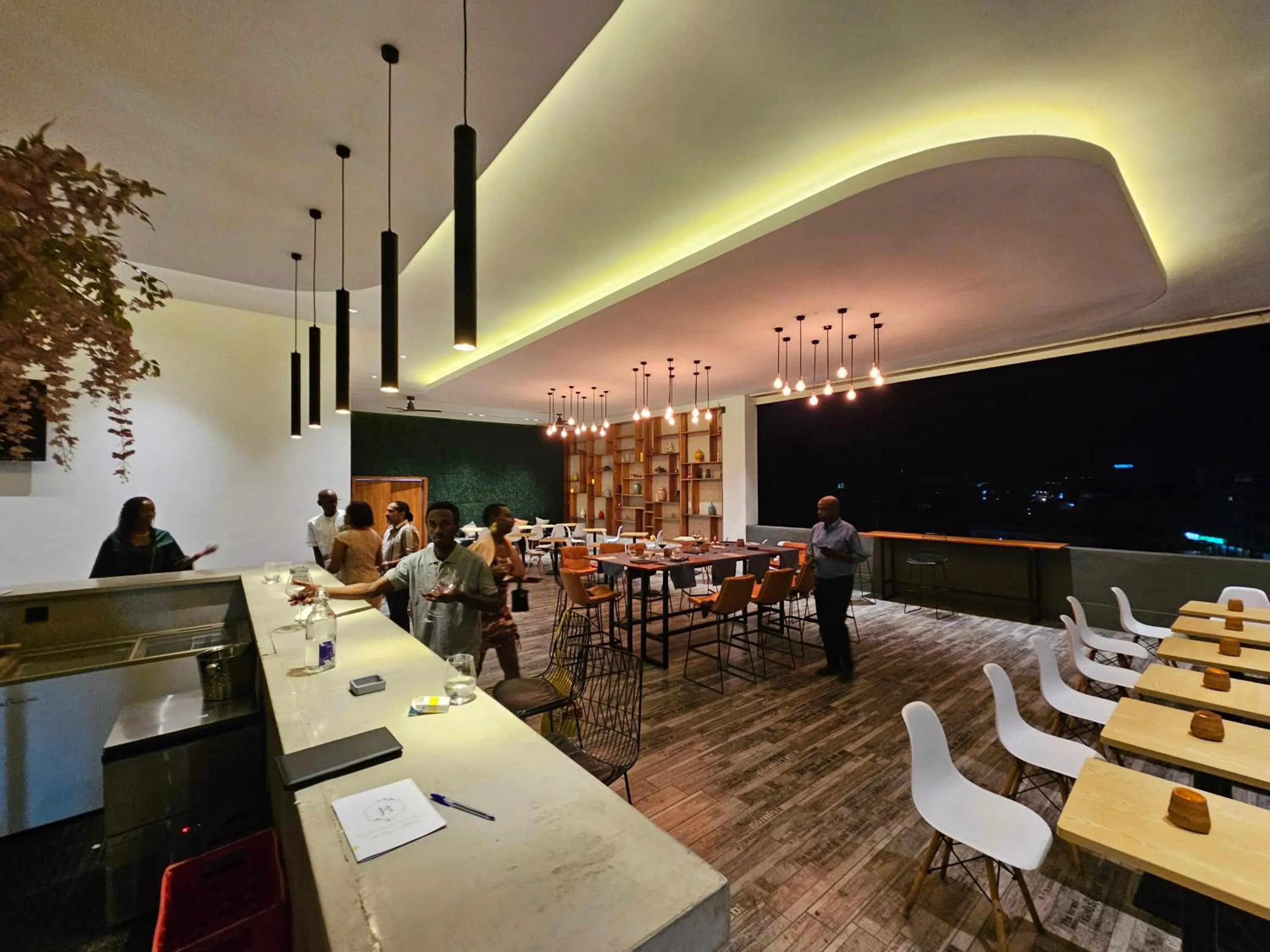 Restaurant/places to eat in Burundi Palace Boutique Hotel