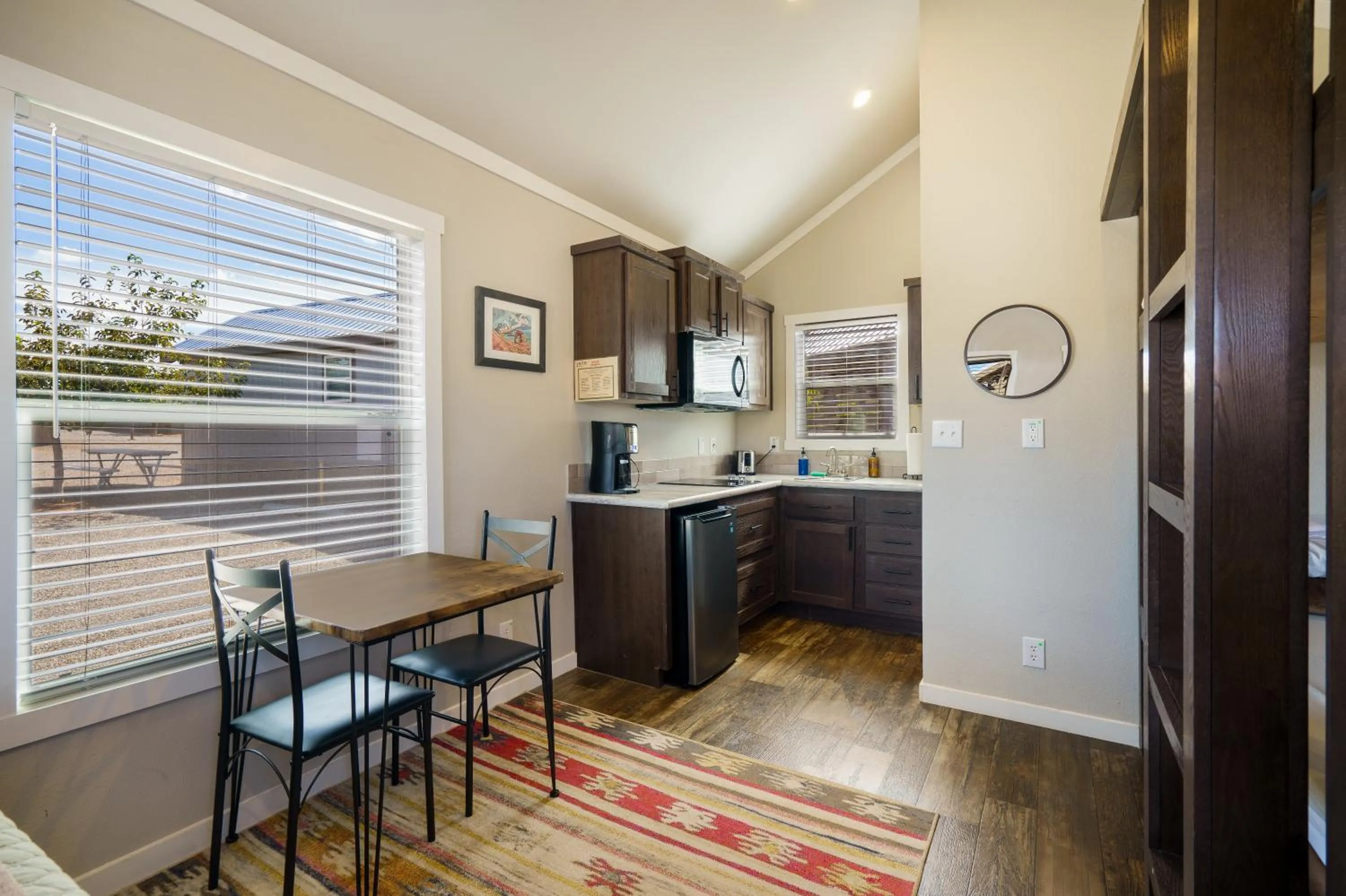 Kitchen or kitchenette in HTR Moab