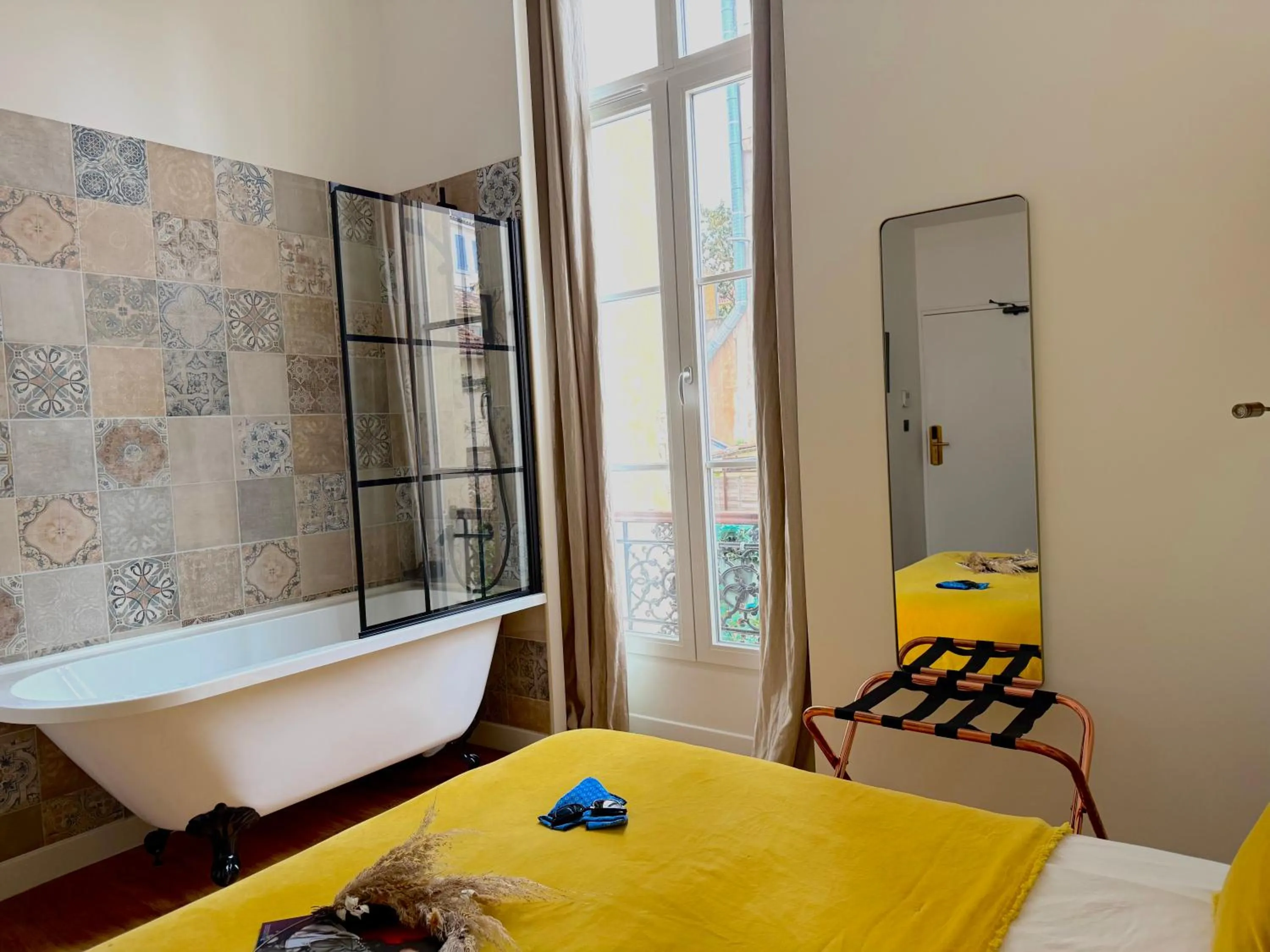 Bedroom, Bed in Boutique Hôtel Provencia