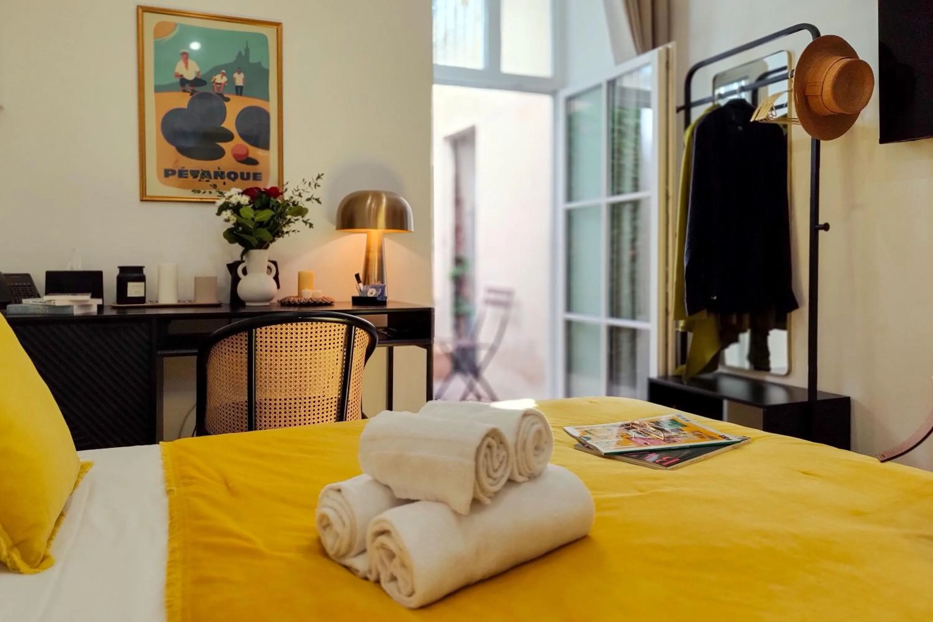 Bed in Boutique Hôtel Provencia