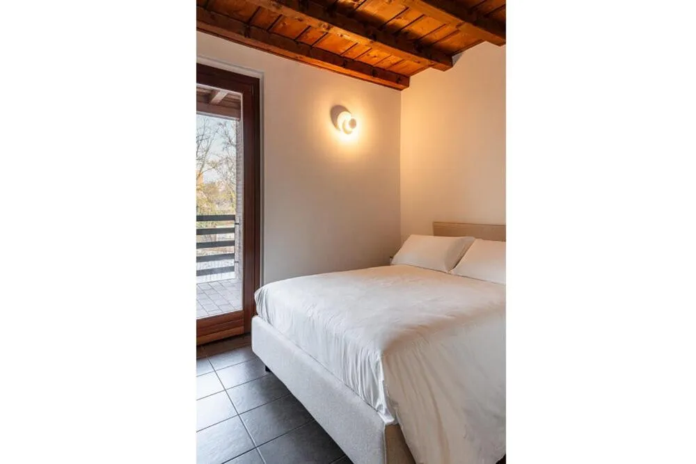 Bed in Bes Residence Bergamo Polaresco