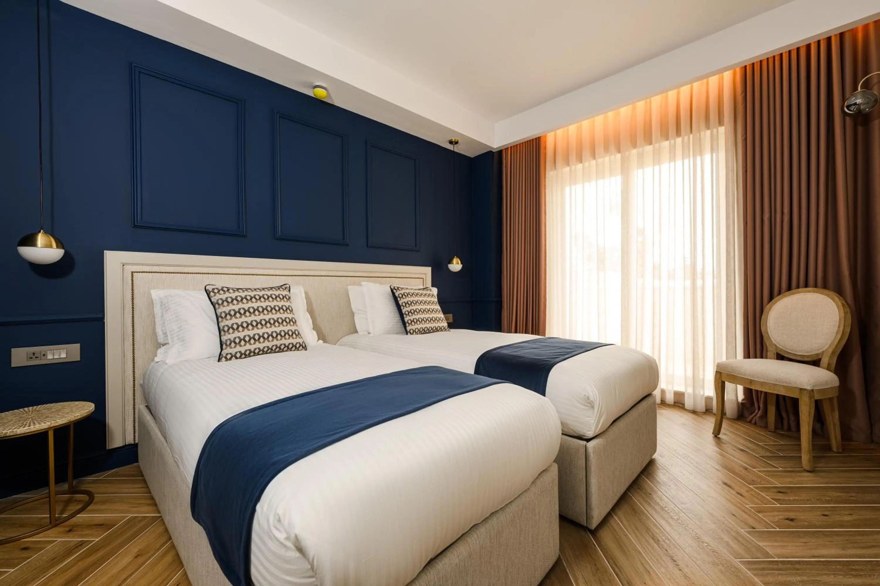 Property building, Bed in XVI Suites - Adults Only