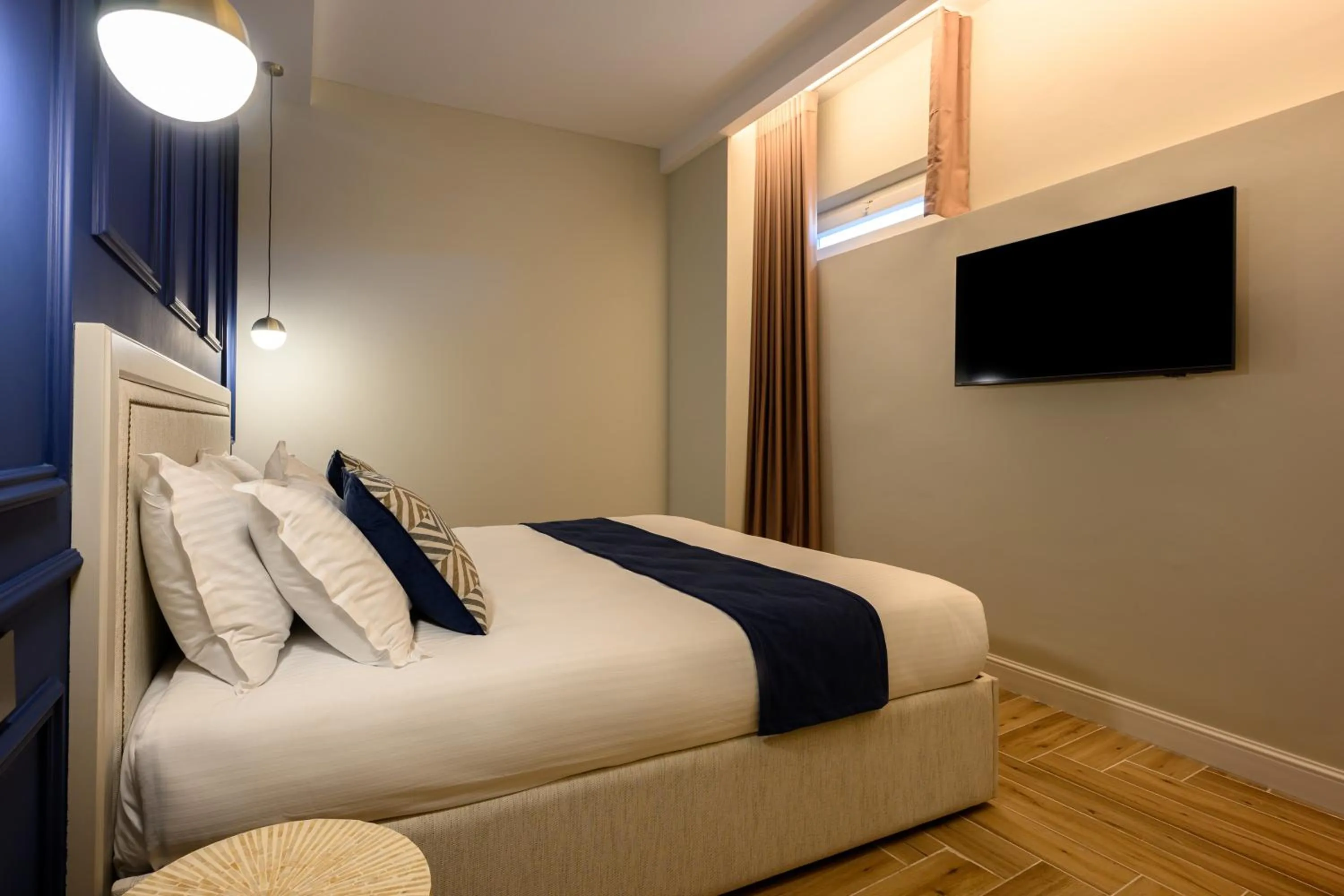 Bedroom, Bed in XVI Suites - Adults Only