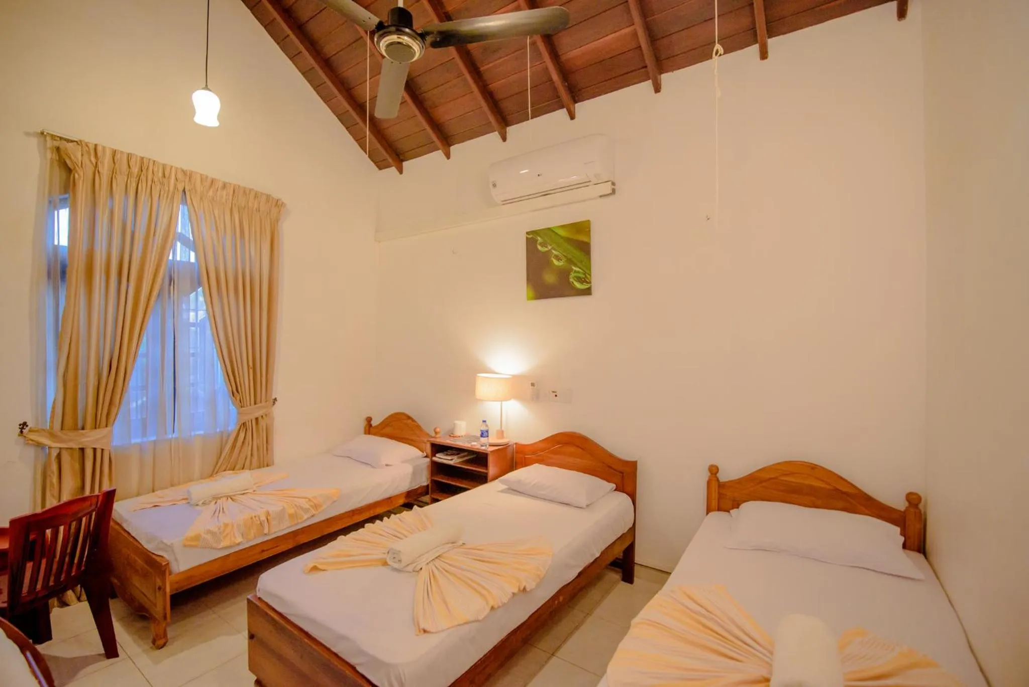 Bedroom, Bed in Muhsin Villa - Galle Fort