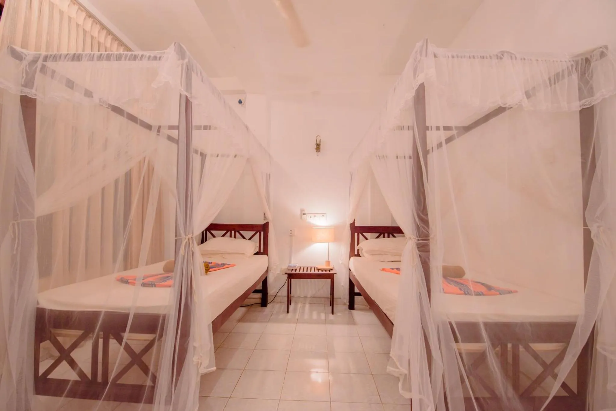 Bedroom, Bed in Muhsin Villa - Galle Fort