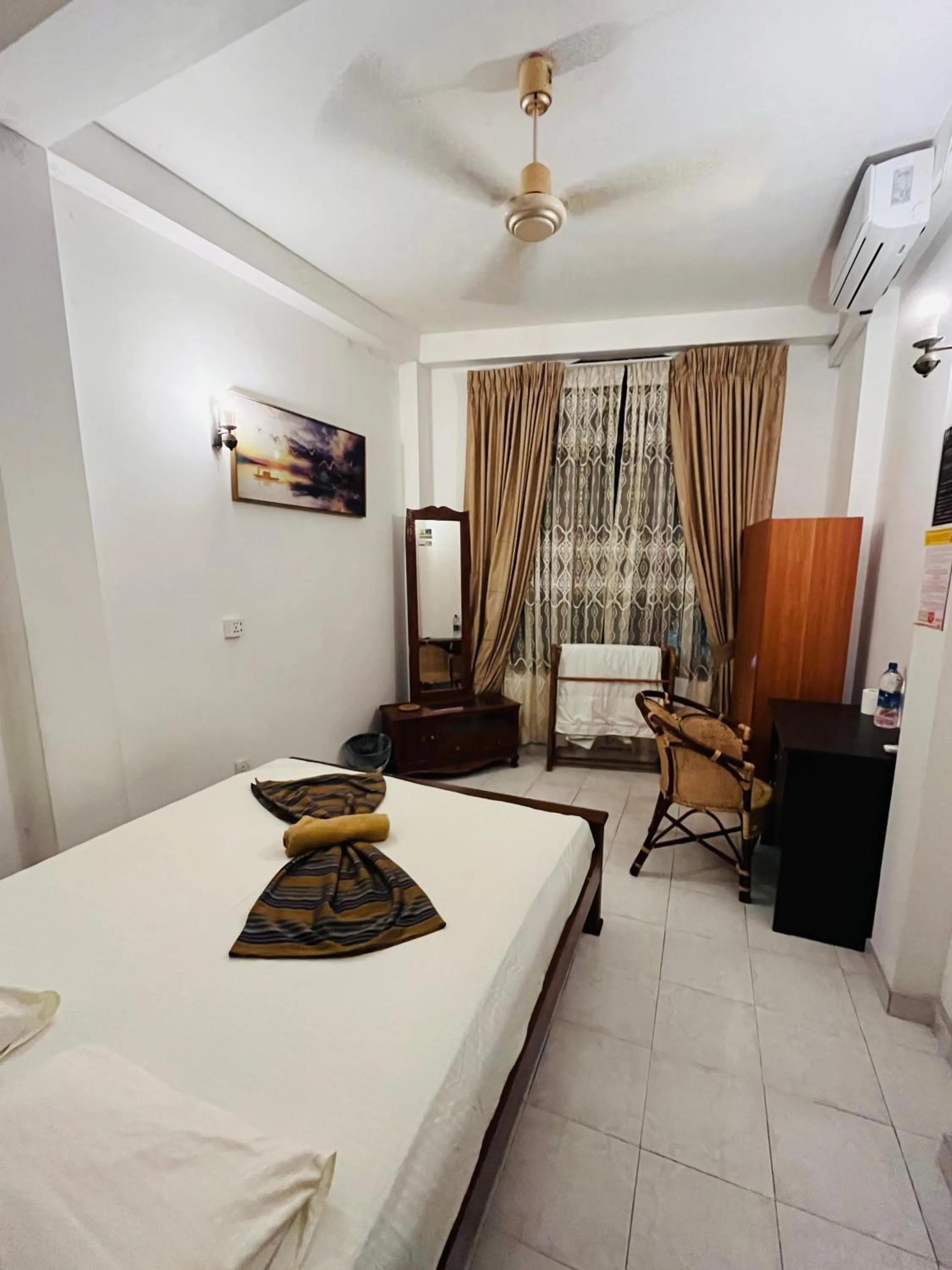Bed in Muhsin Villa - Galle Fort