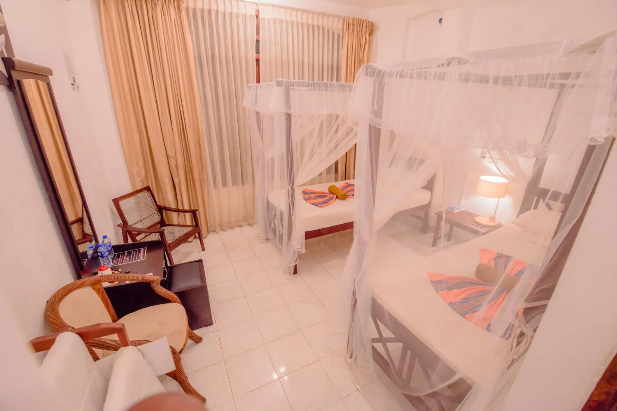 Bedroom, Bed in Muhsin Villa - Galle Fort