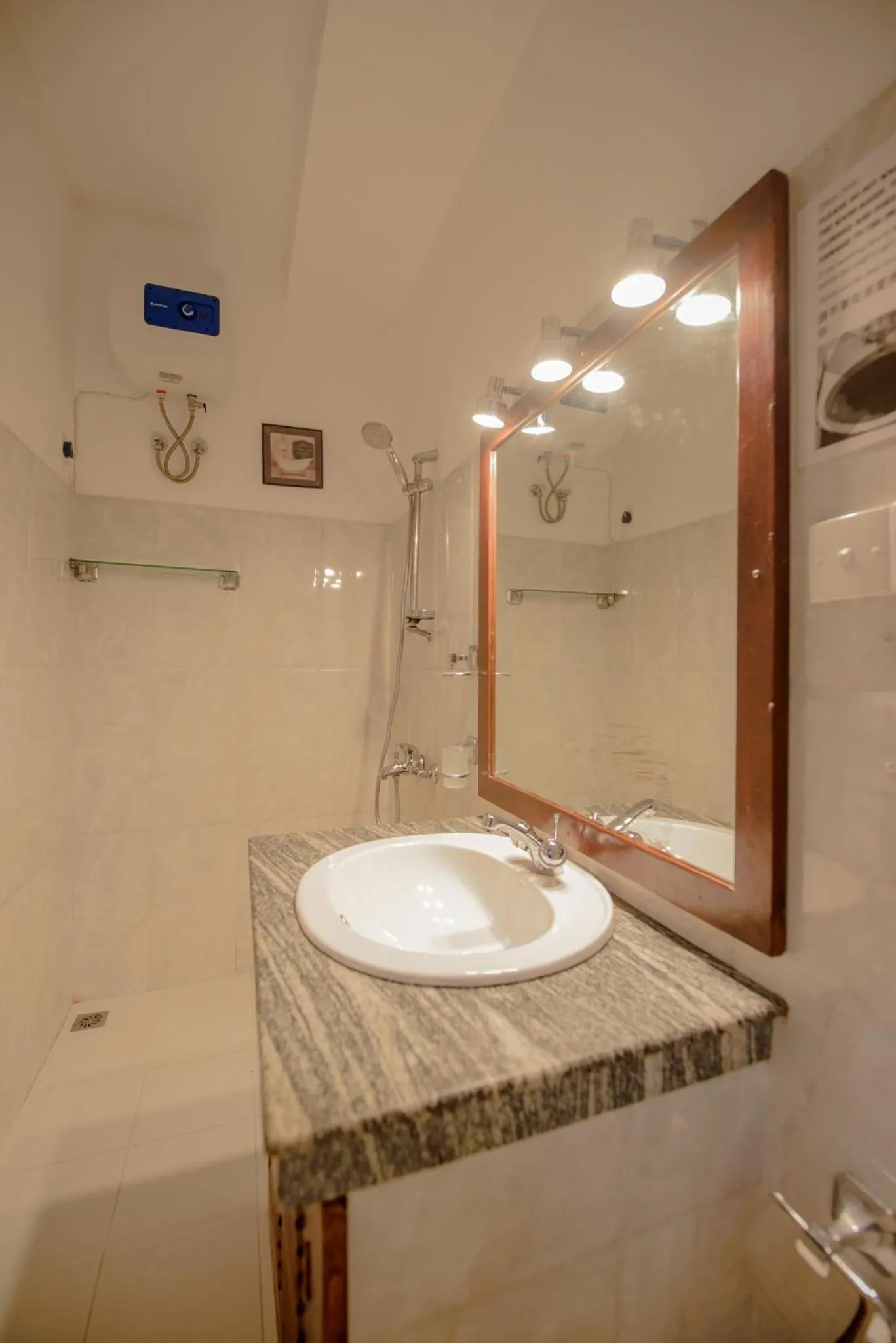 Bathroom in Muhsin Villa - Galle Fort