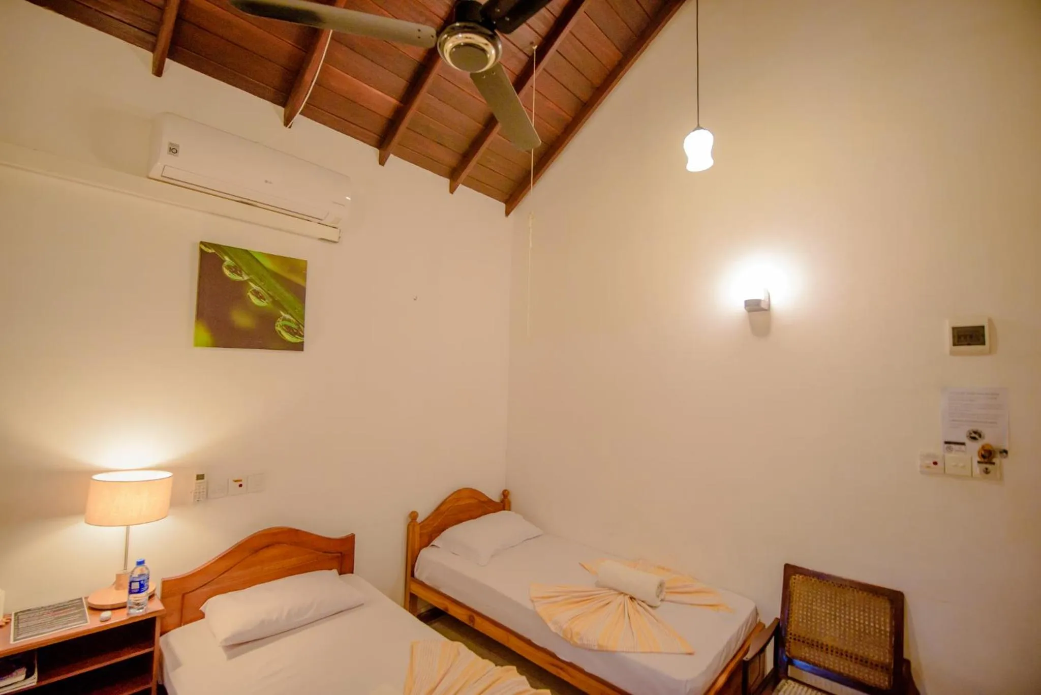 Bedroom, Bed in Muhsin Villa - Galle Fort