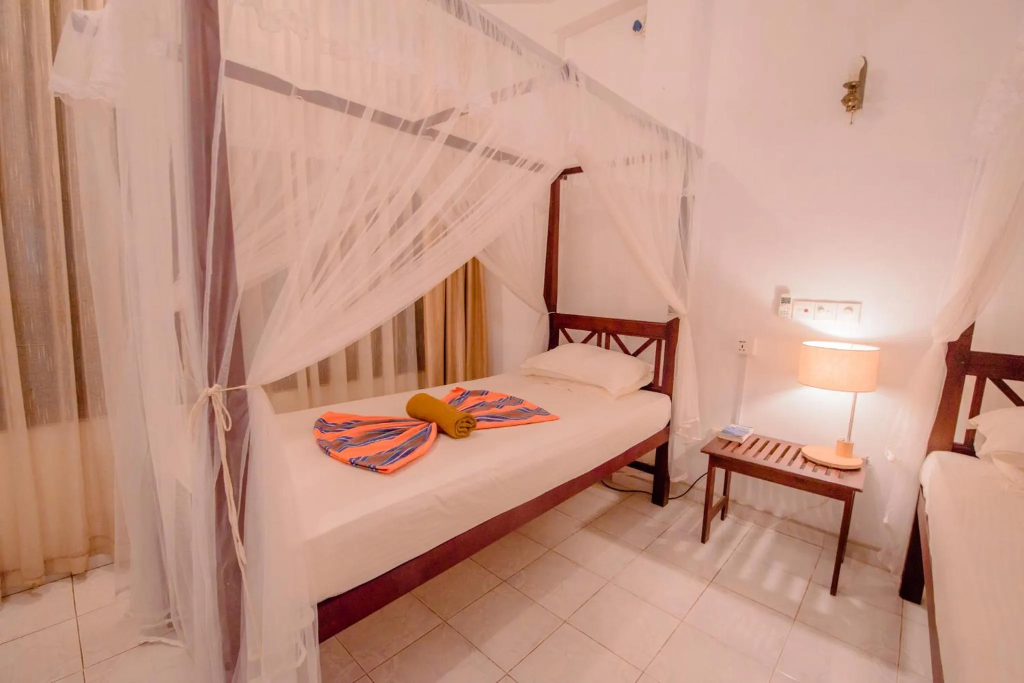Bedroom, Bed in Muhsin Villa - Galle Fort