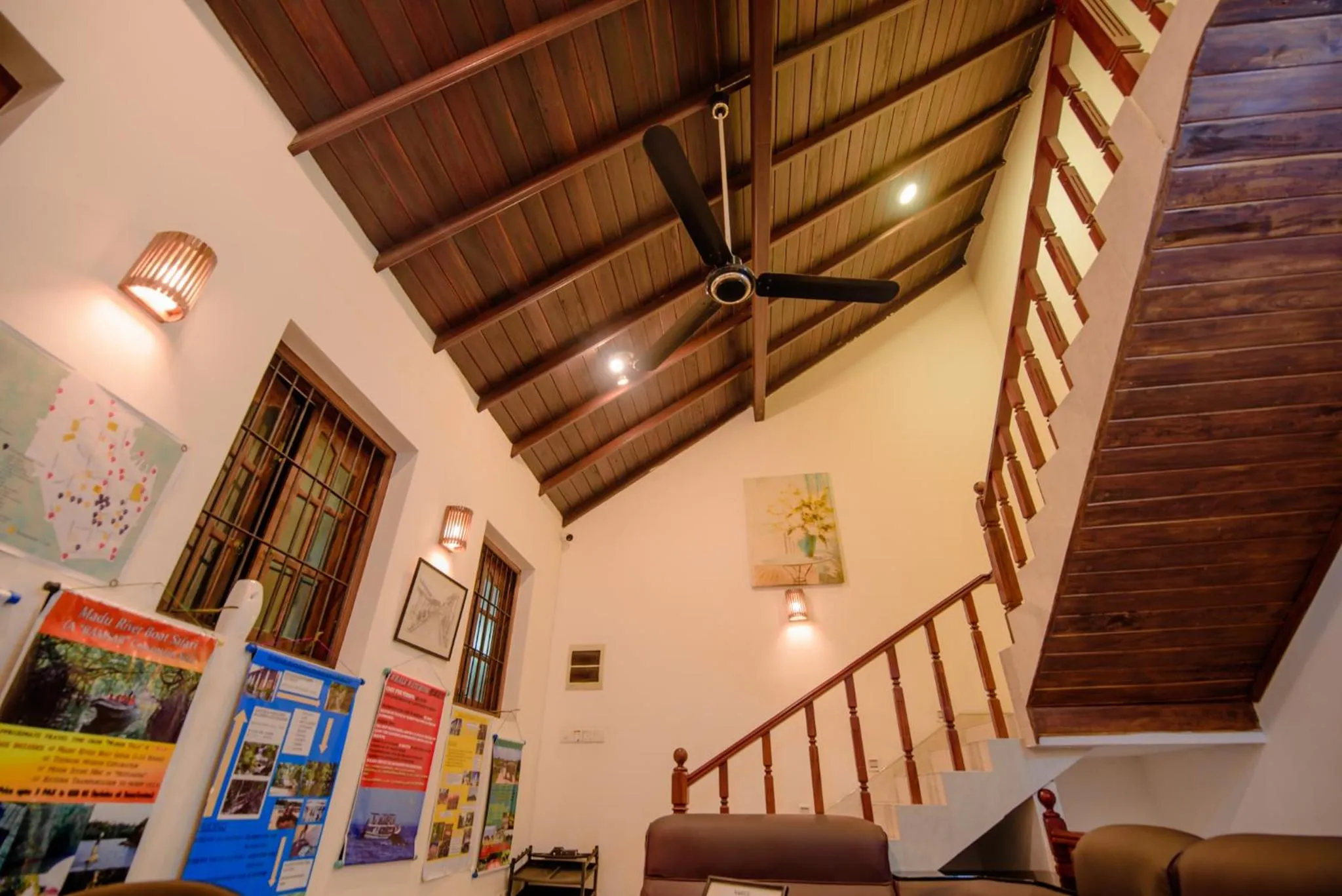 Communal lounge/ TV room in Muhsin Villa - Galle Fort