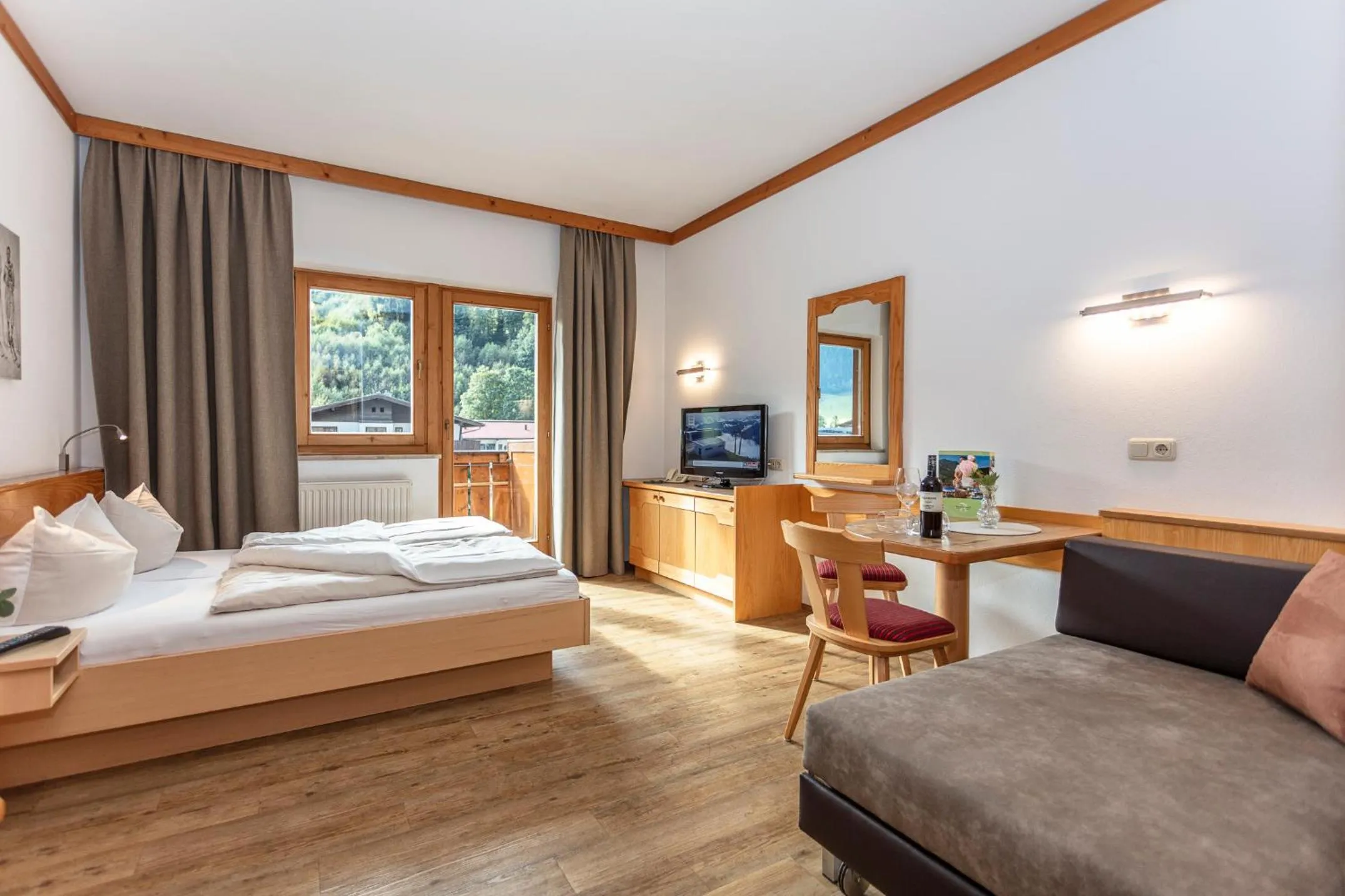 Bed in Apart-Hotel Forellenhof