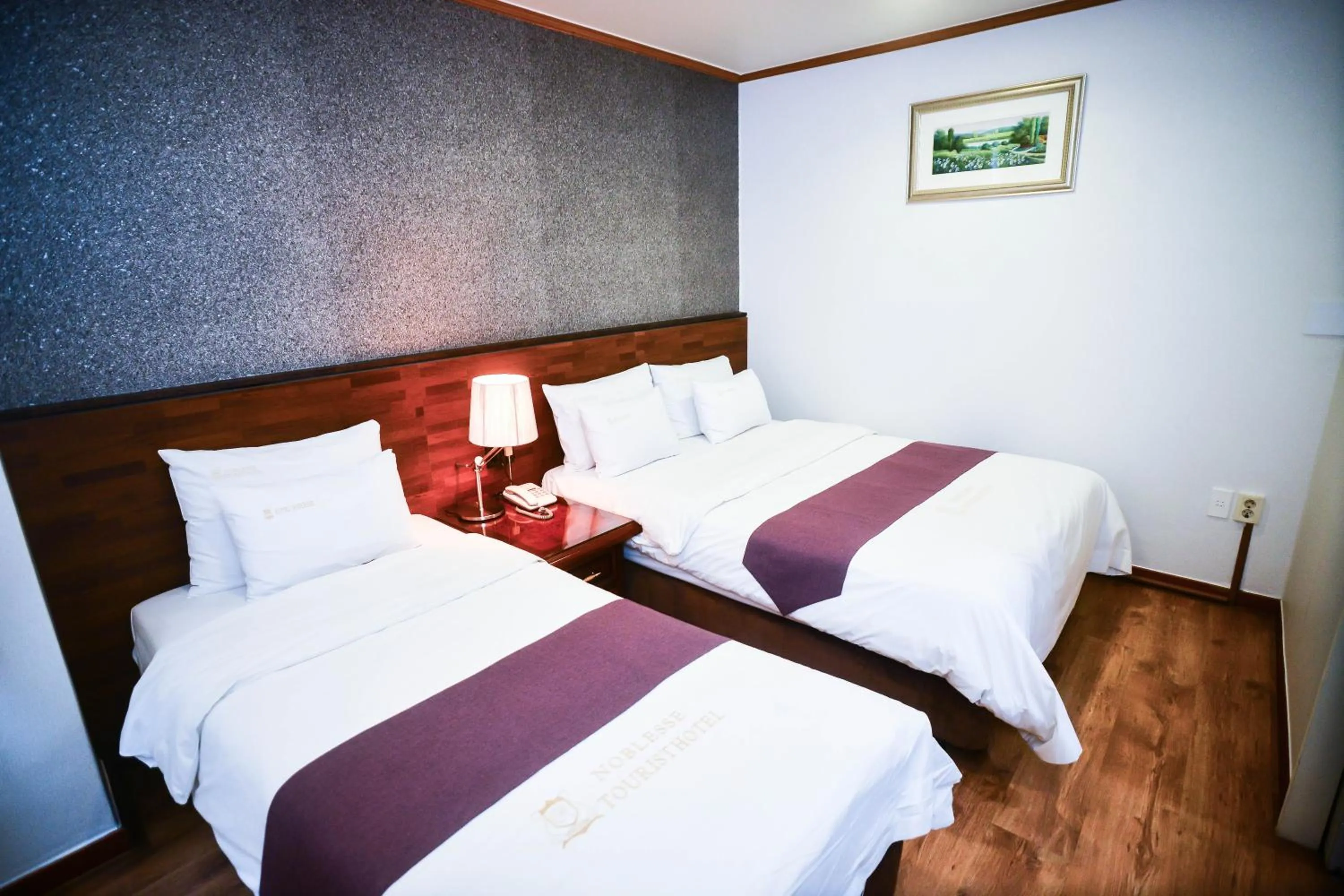 Bed in Hotel Noblesse