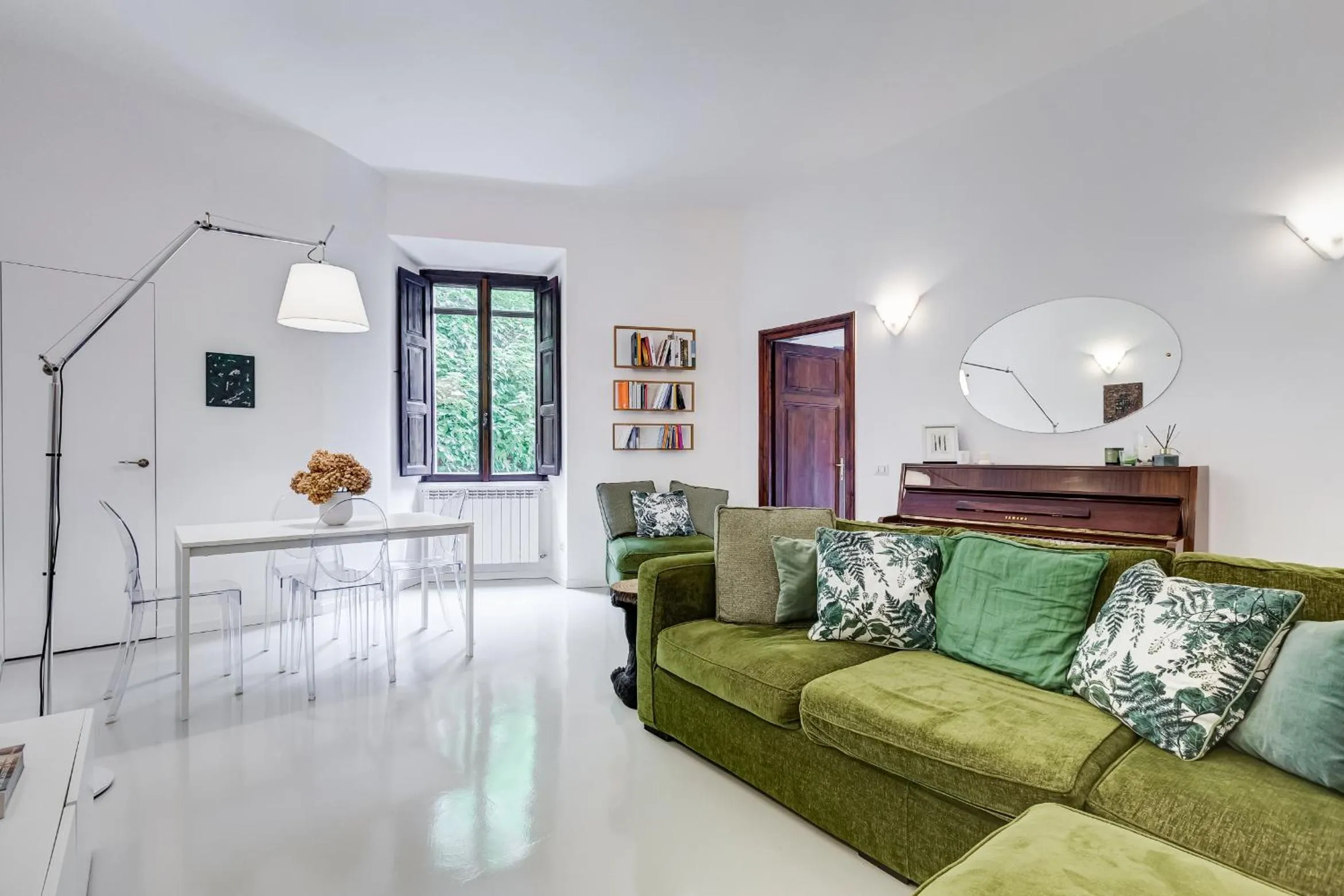 Living room in Colosseo Exclusive House by Premium Suites Collection