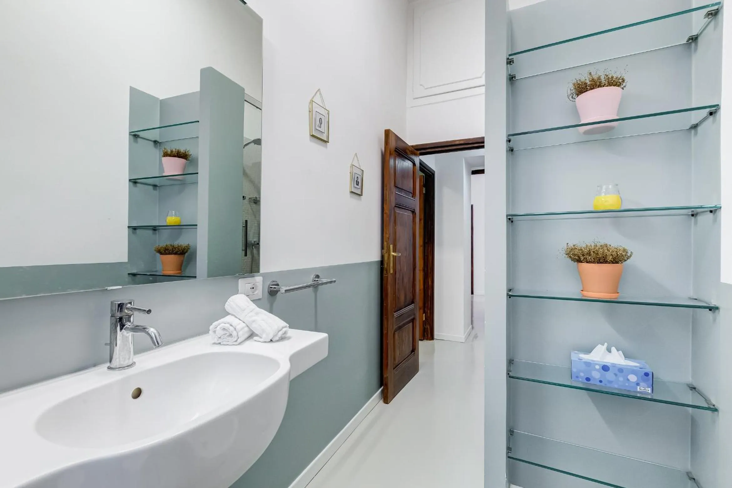 Bathroom in Colosseo Exclusive House by Premium Suites Collection