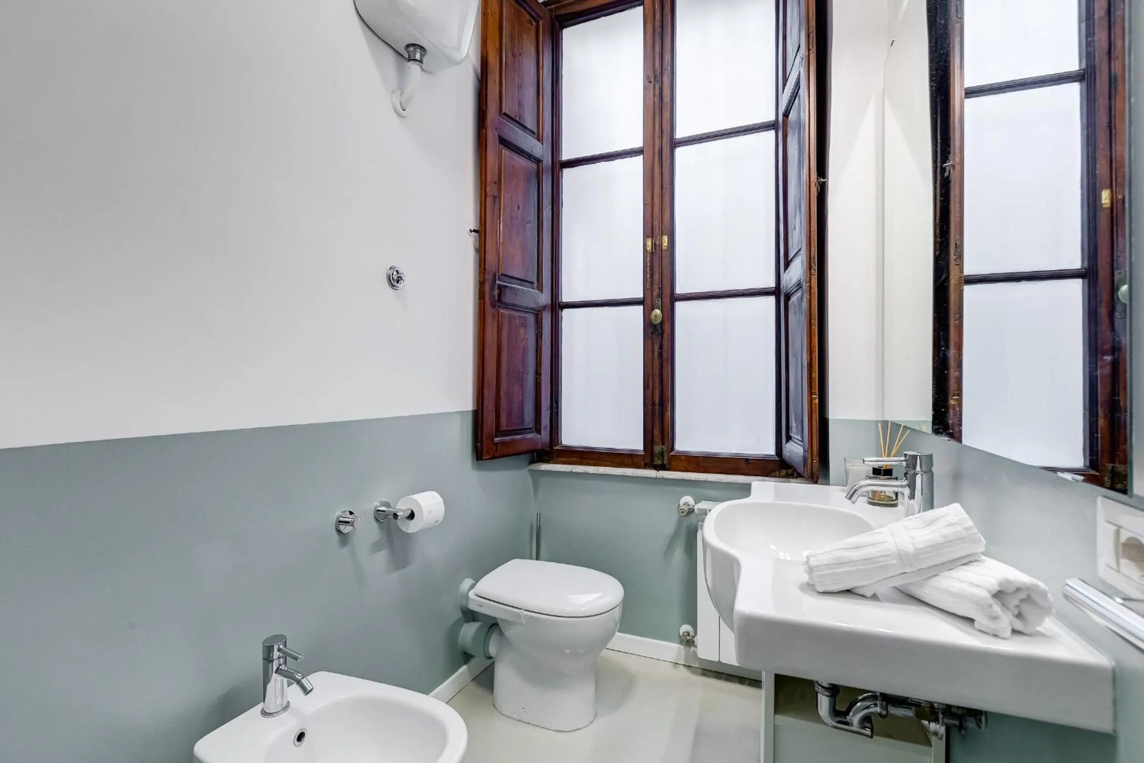 Toilet in Colosseo Exclusive House by Premium Suites Collection