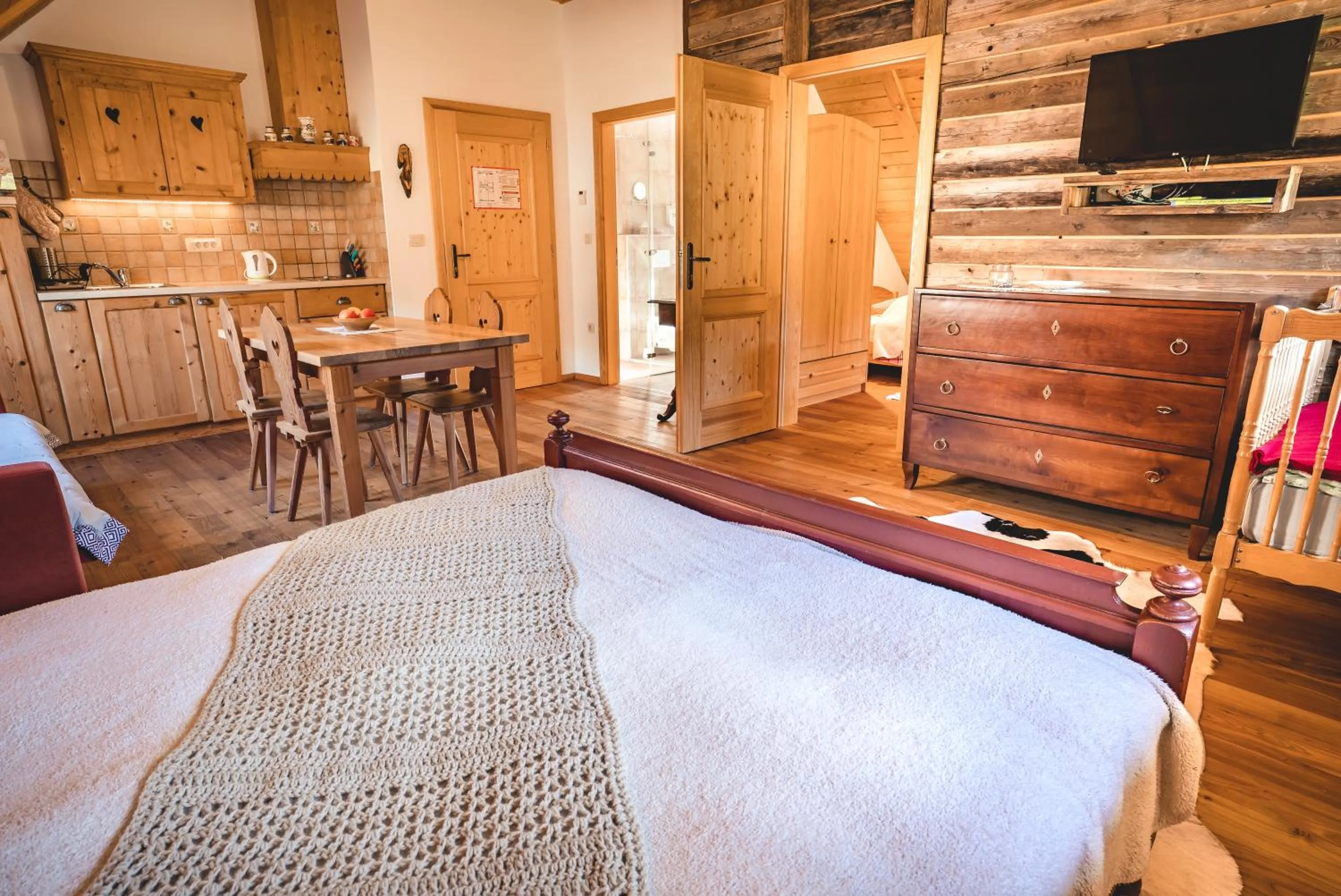 Bed in Tourist Farm Šenkova Domačija
