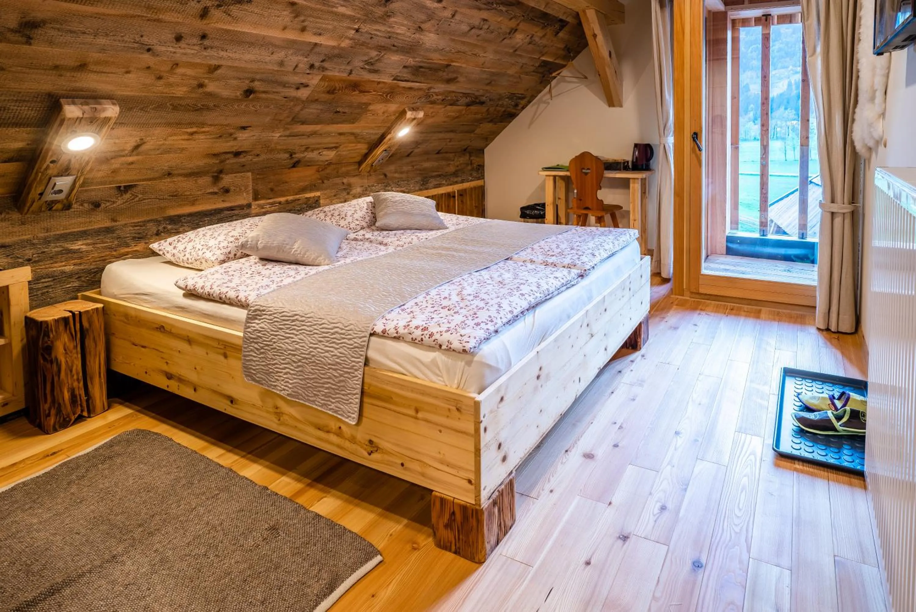 Bed in Tourist Farm Šenkova Domačija