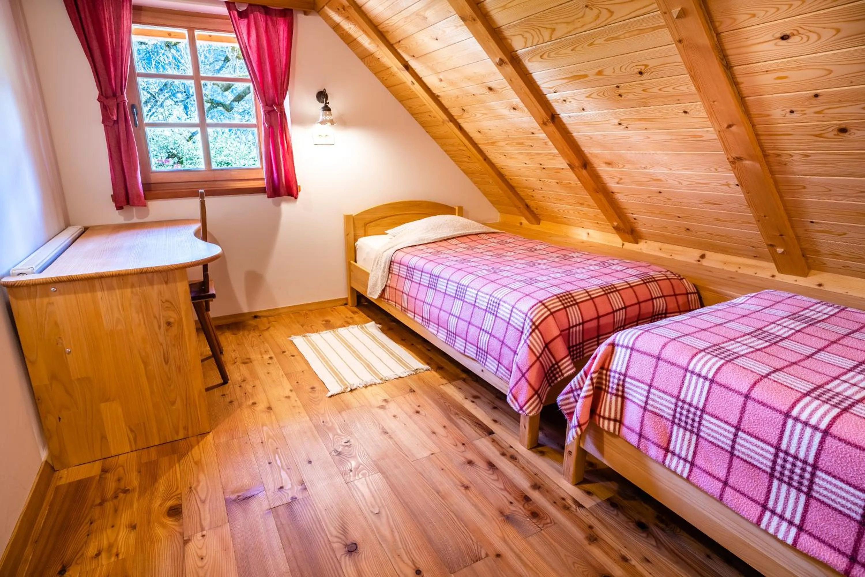 Bed in Tourist Farm Šenkova Domačija