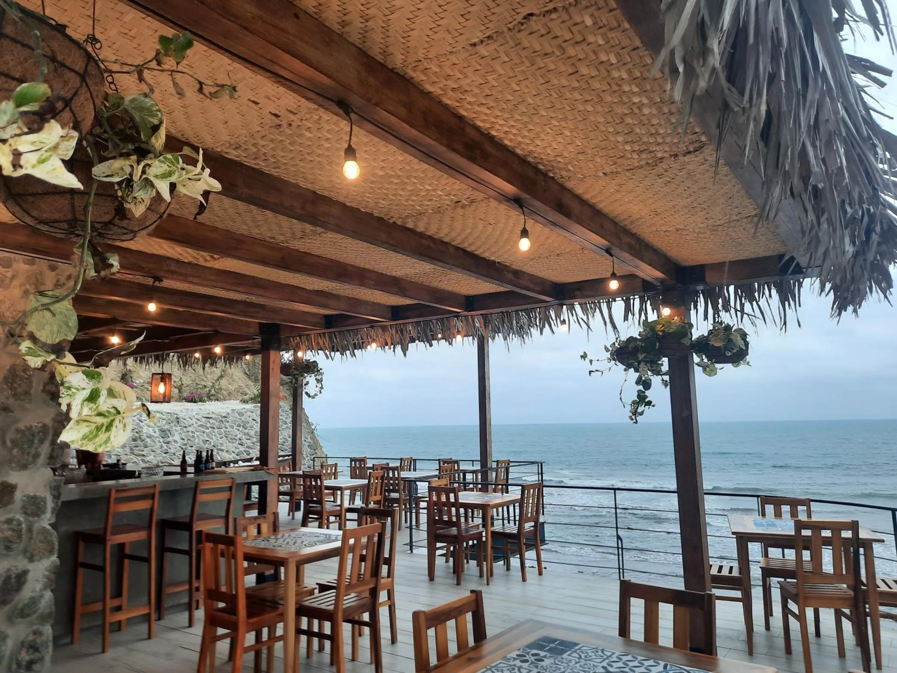 Restaurant/places to eat in Jama Campay - Homes Resort & Spa