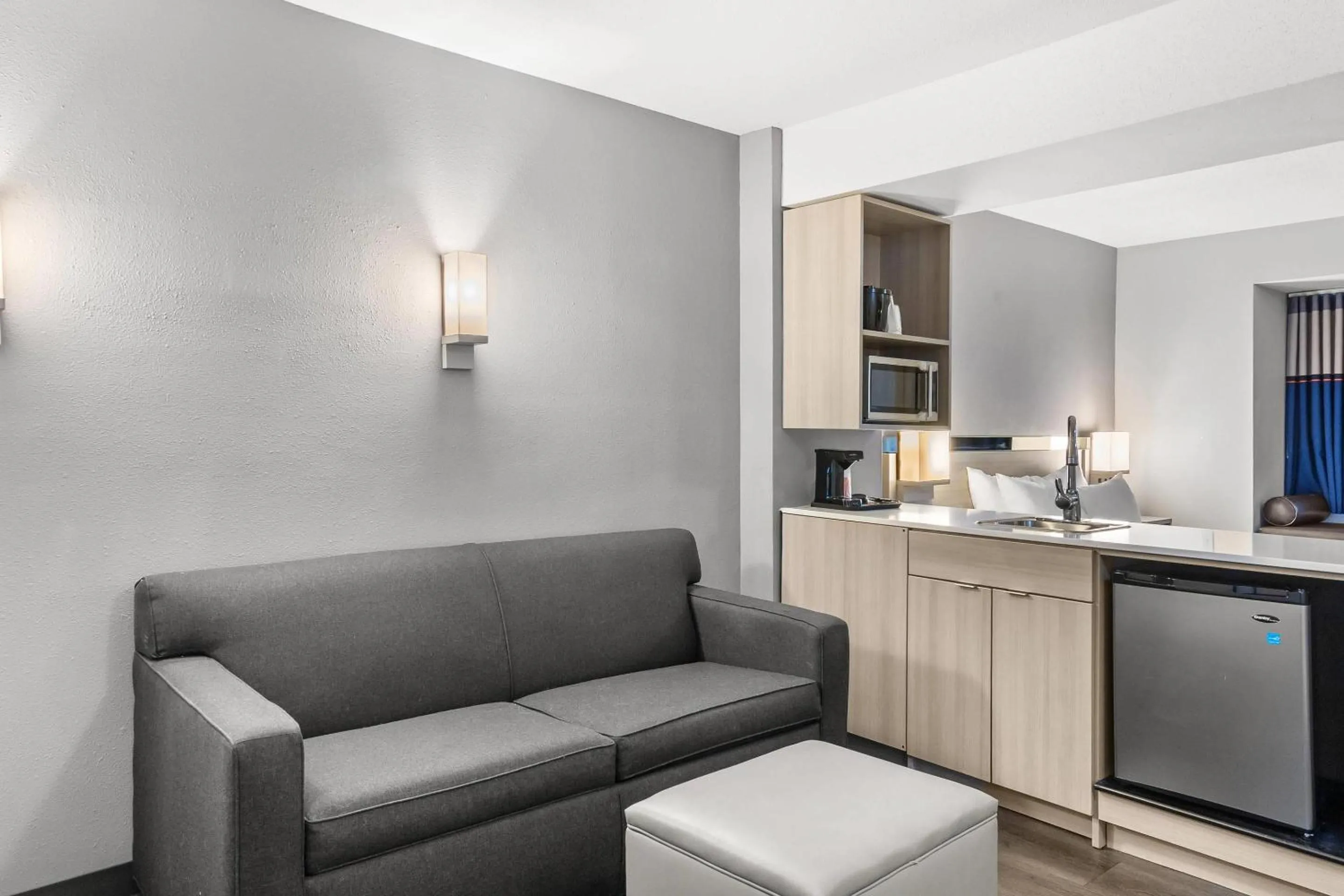 Bedroom in Quality Inn & Suites Nashville - Bellevue