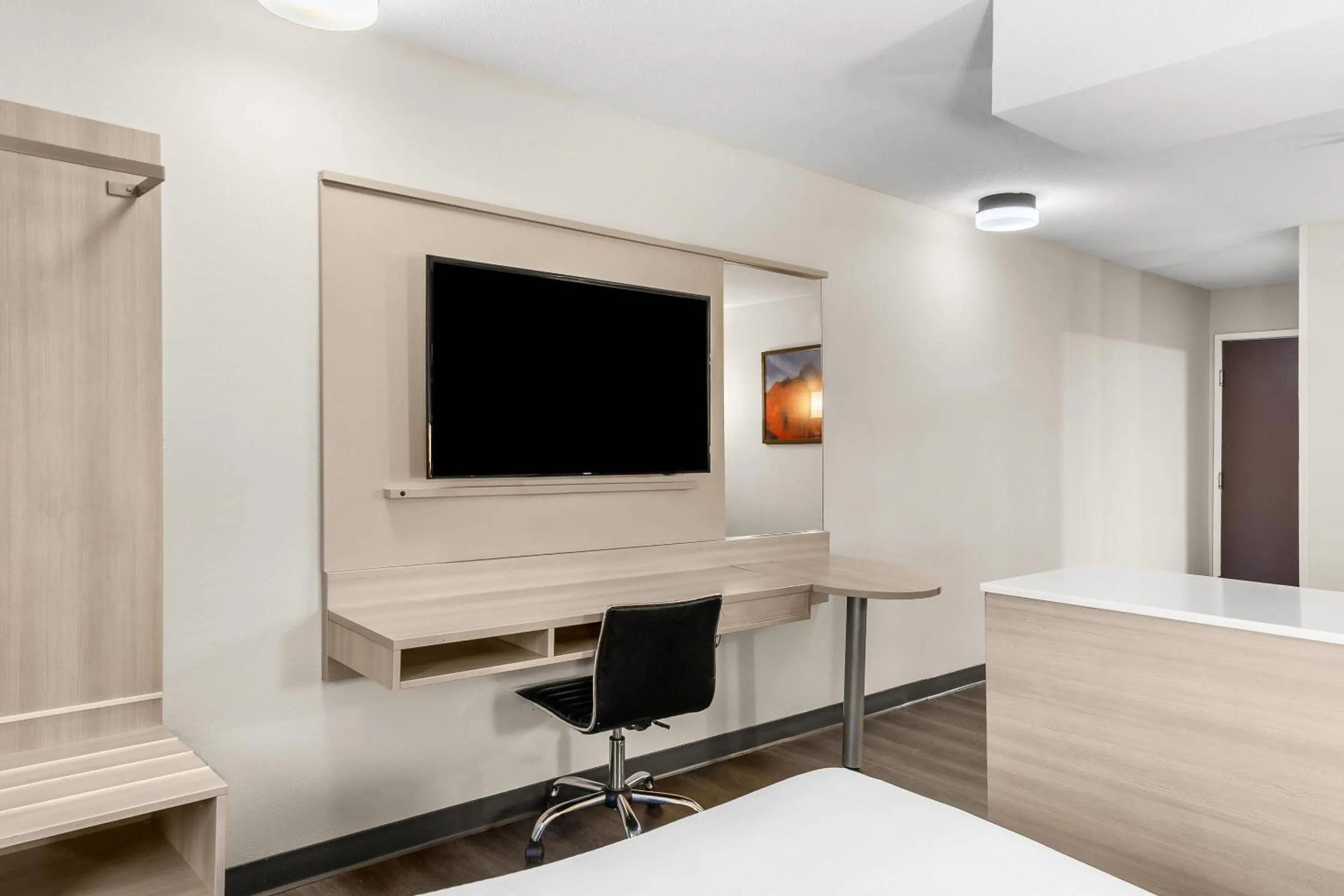 Bedroom in Quality Inn & Suites Nashville - Bellevue