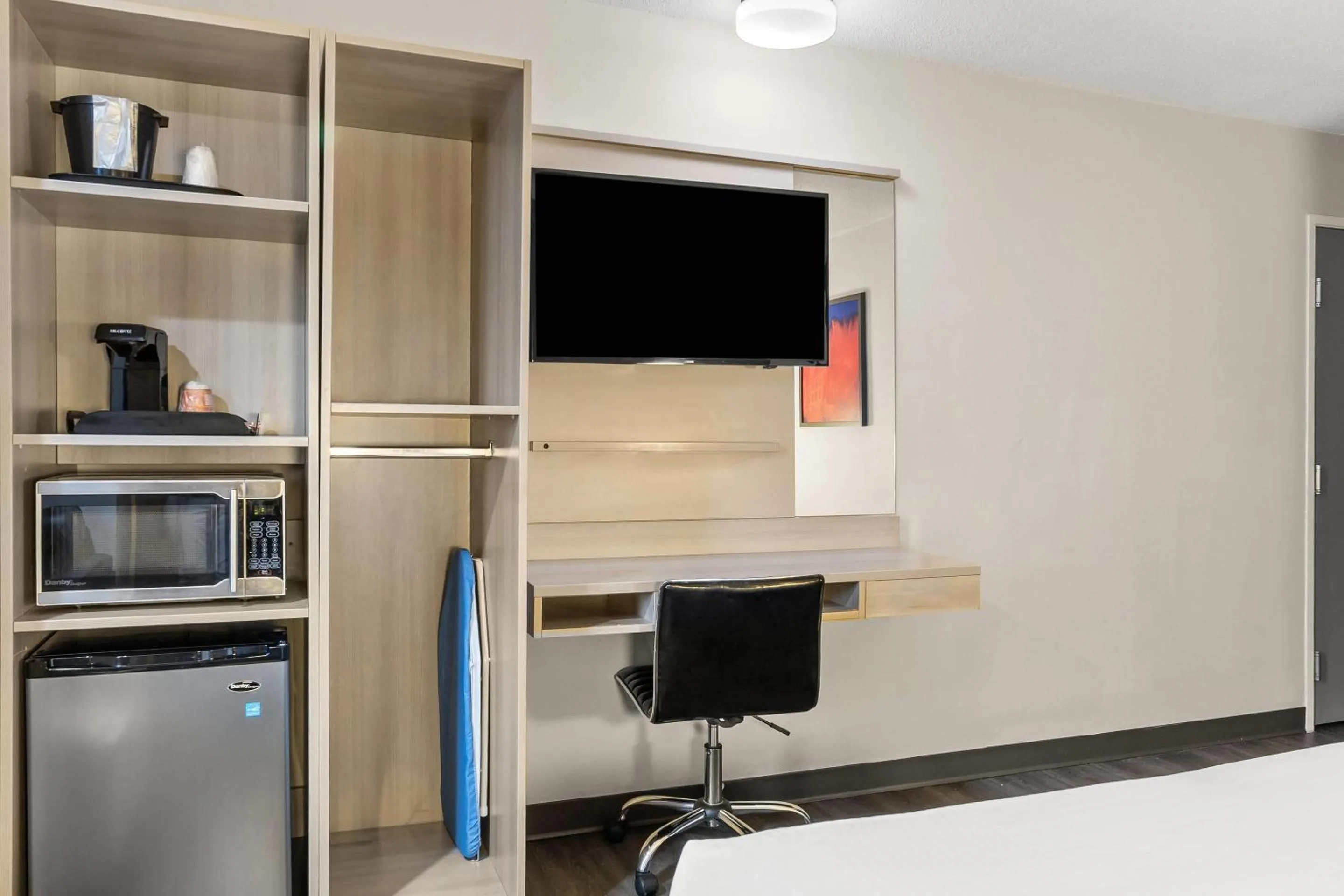 Bedroom in Quality Inn & Suites Nashville - Bellevue