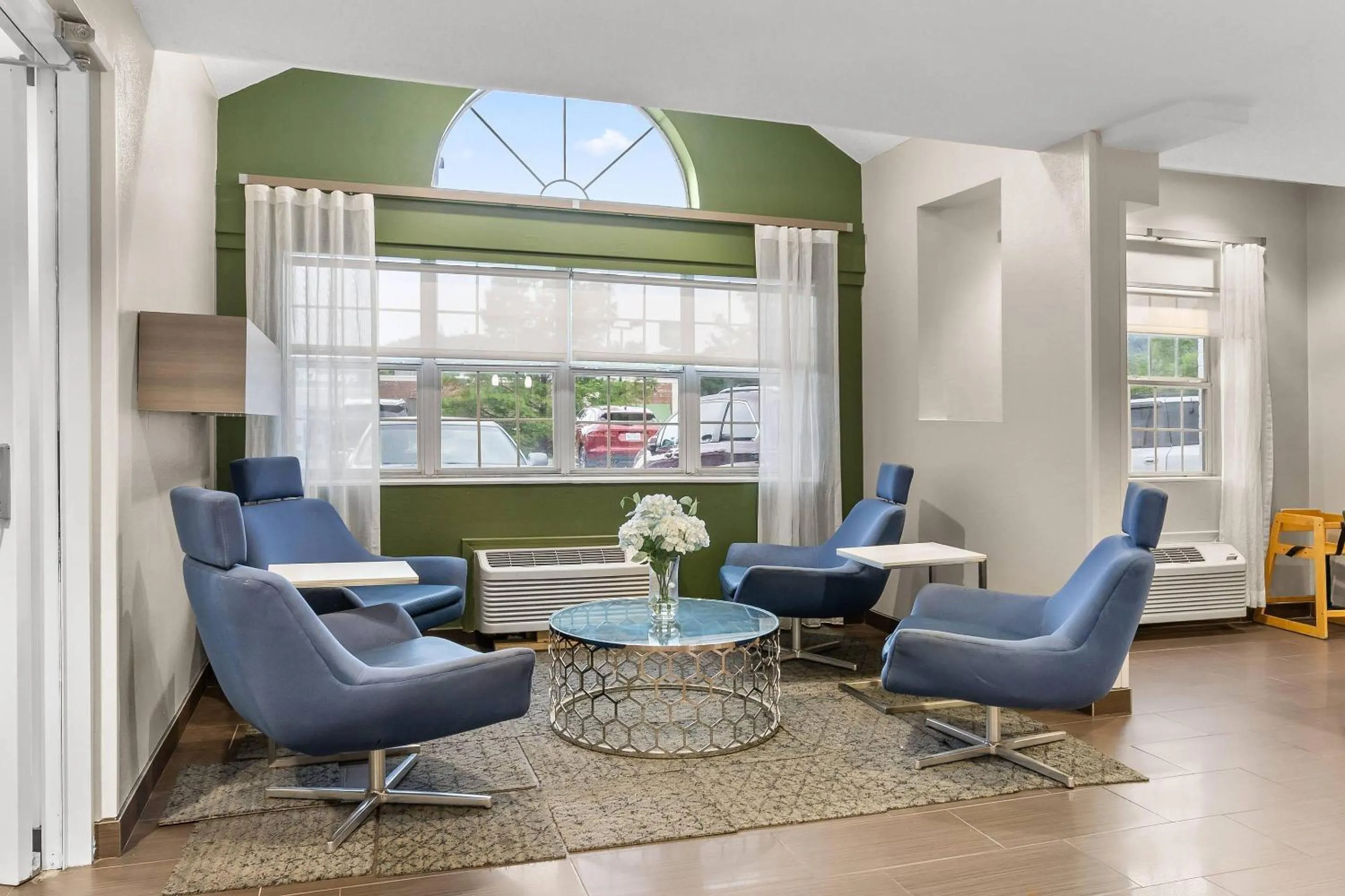 Lobby or reception in Quality Inn & Suites Nashville - Bellevue