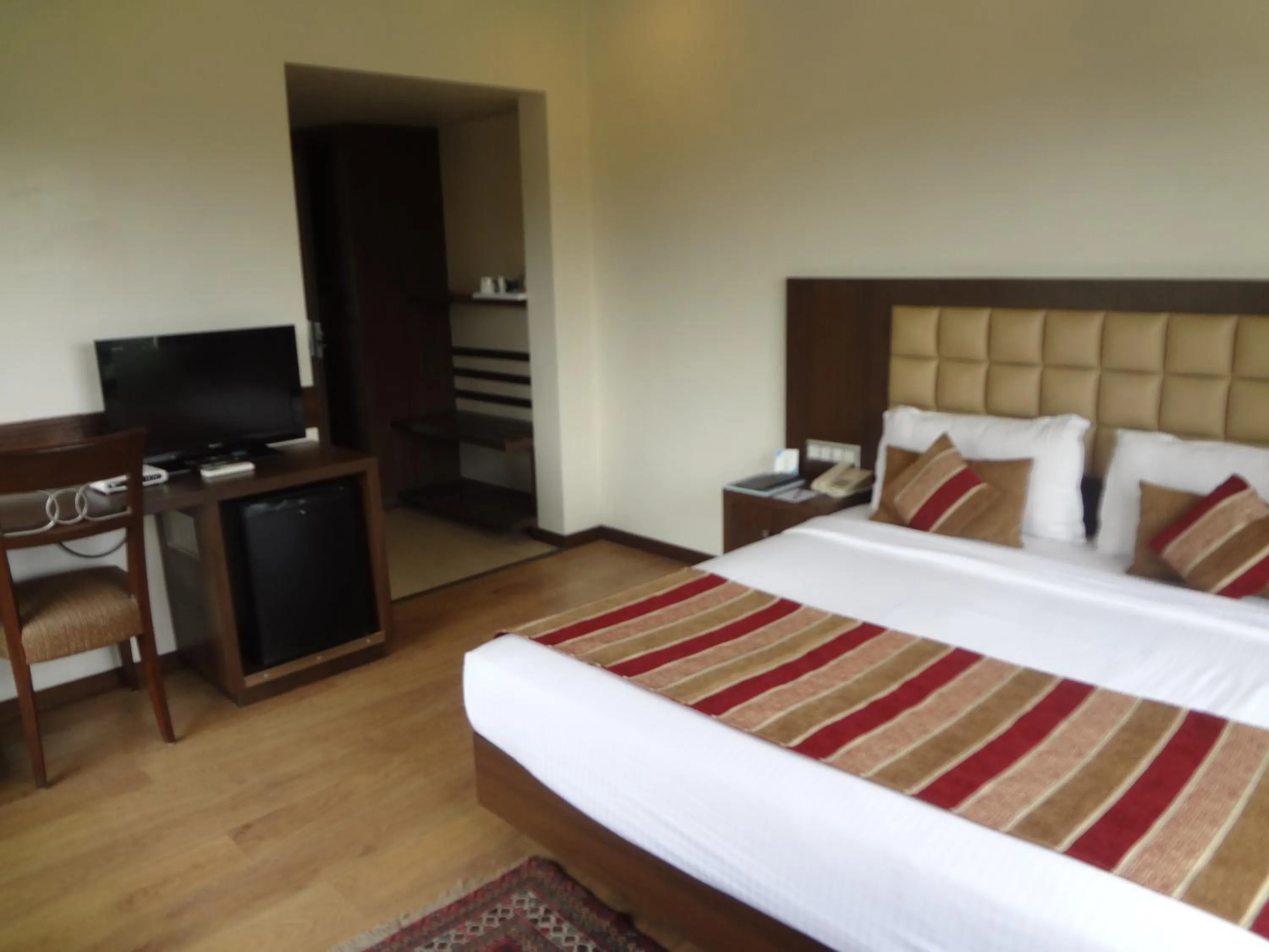 Bedroom, Bed in The Legend Inn @Nagpur