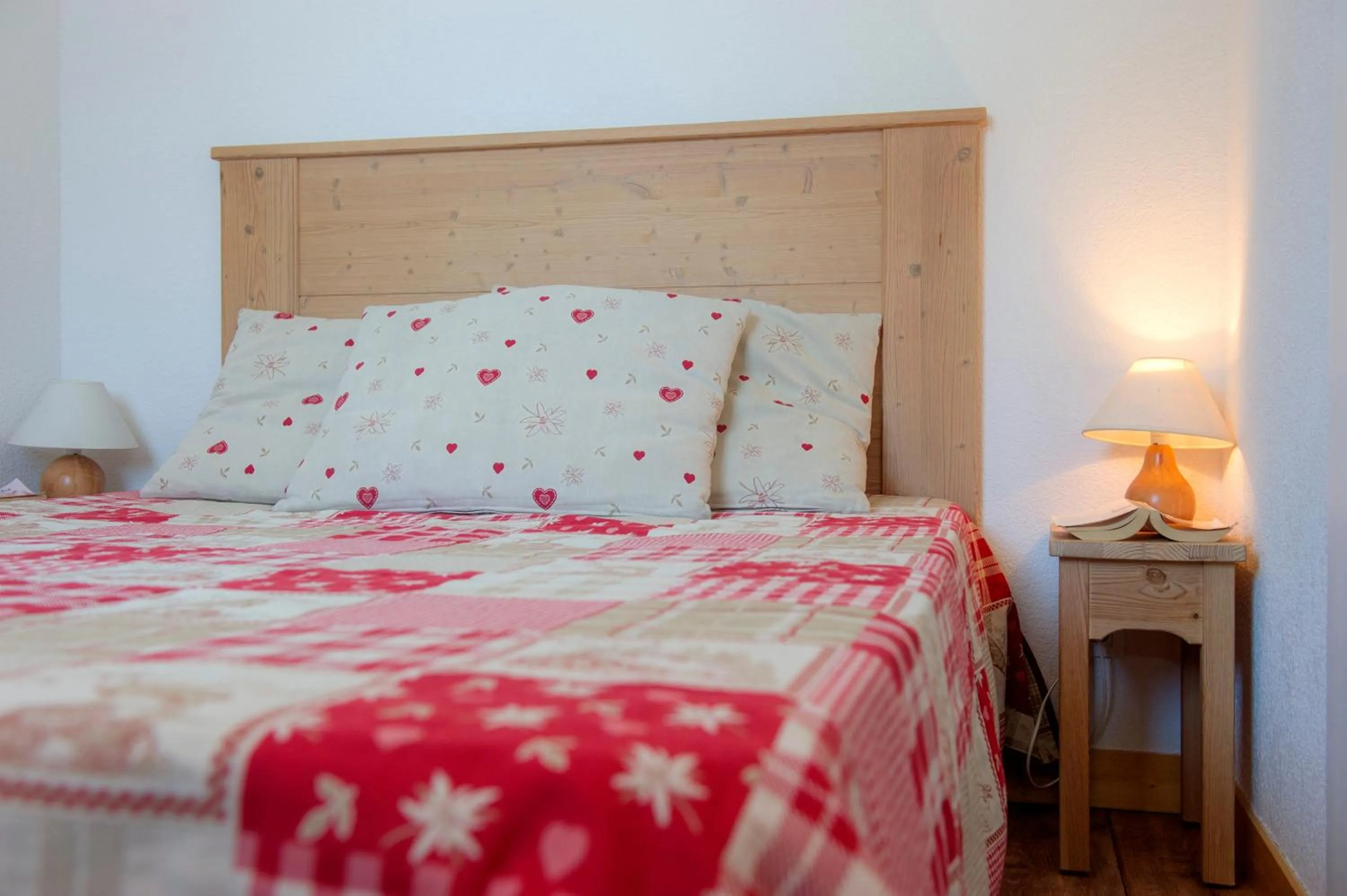 Bedroom, Bed in Résidence Goélia Le Balcon des Neiges