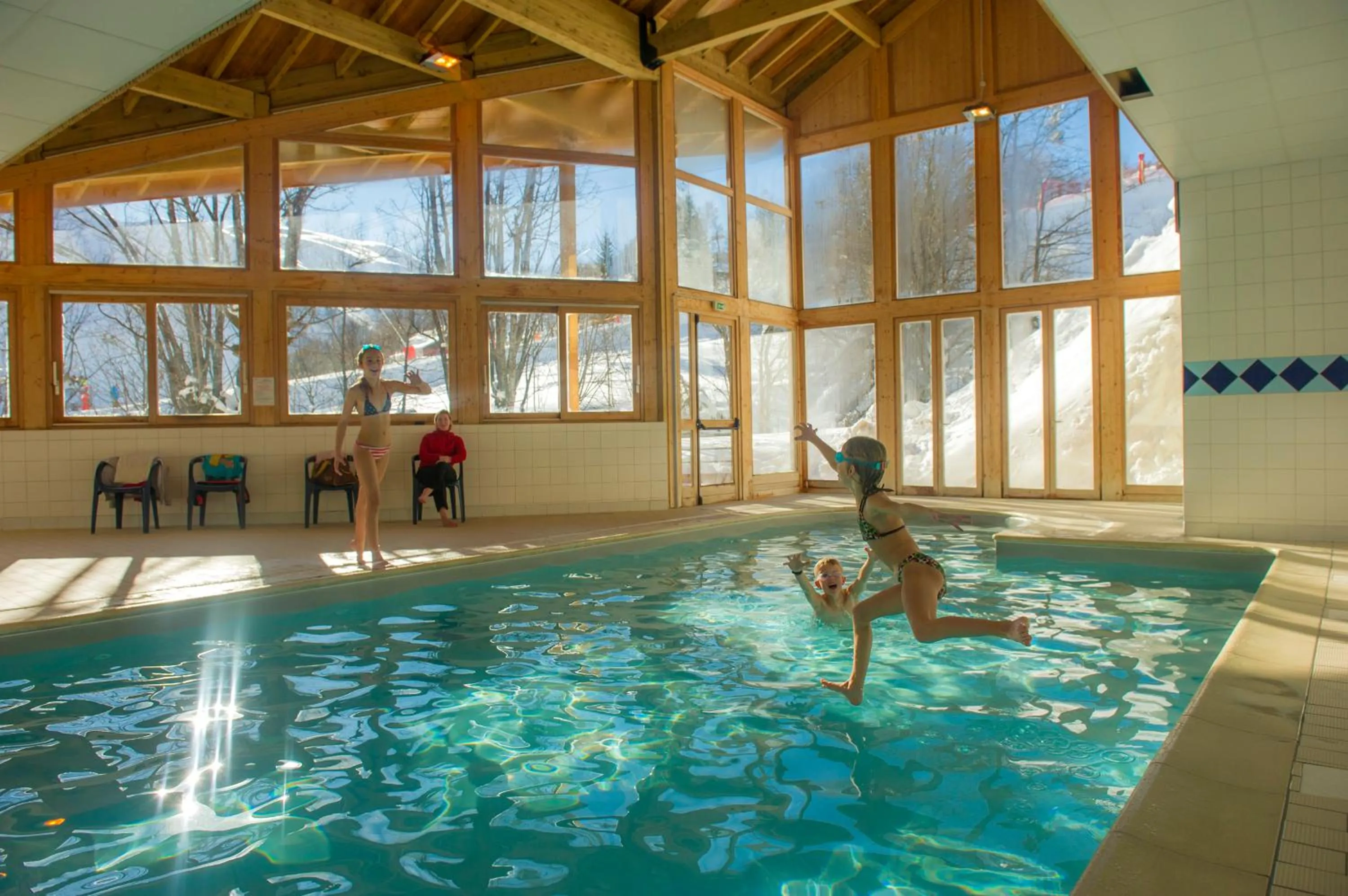 Swimming pool in Résidence Goélia Le Balcon des Neiges