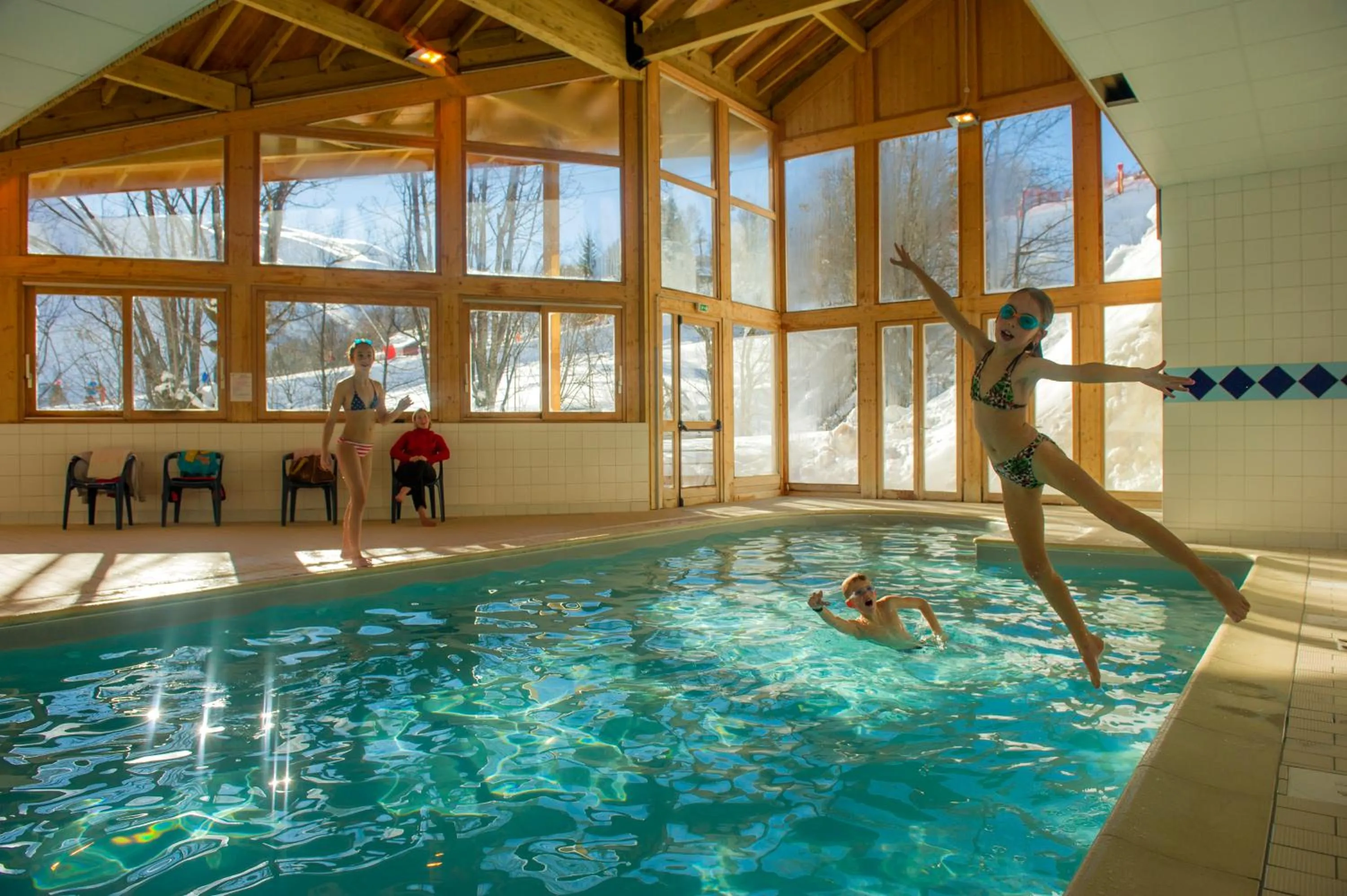 Swimming pool in Résidence Goélia Le Balcon des Neiges