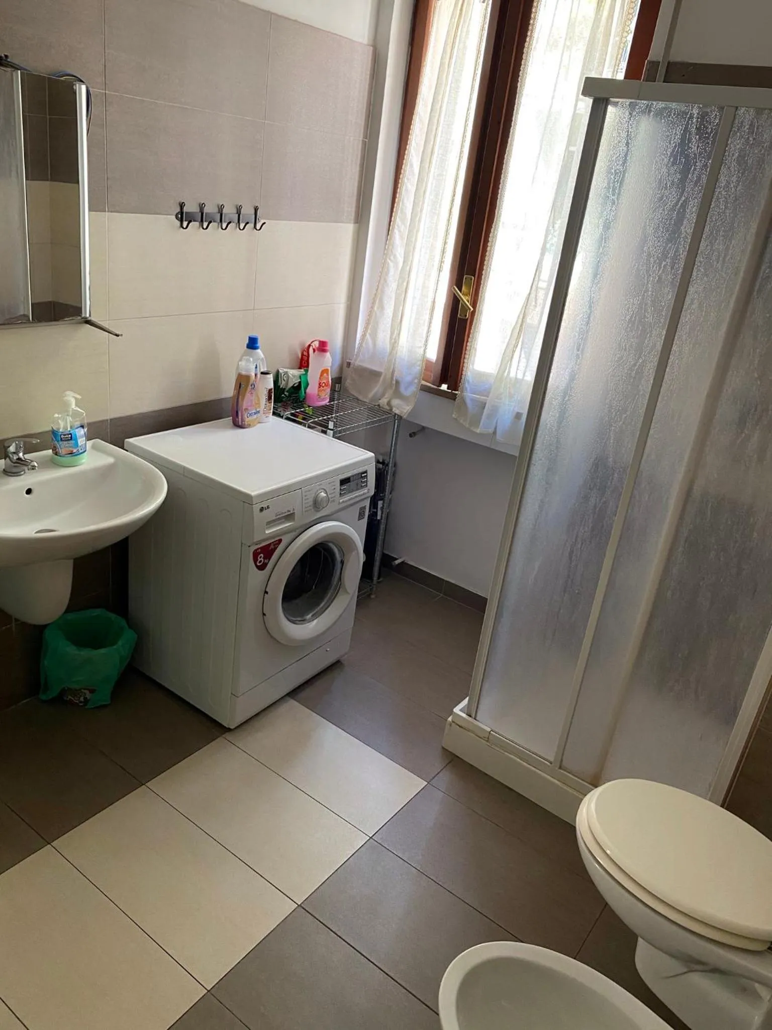 Bathroom in Olive Tree