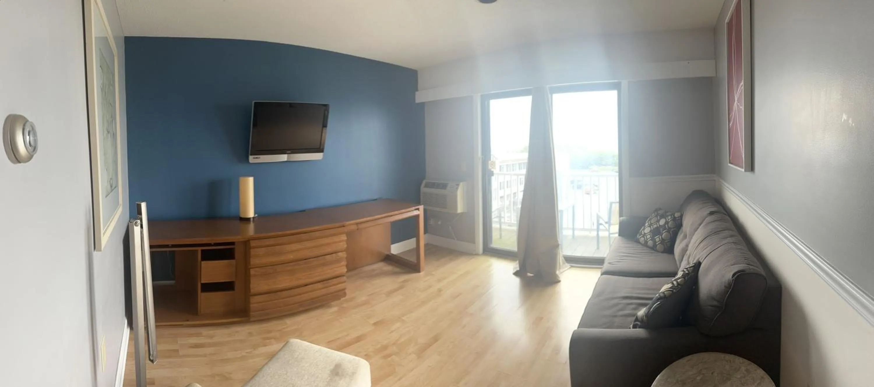 Trade Winds on the Bay