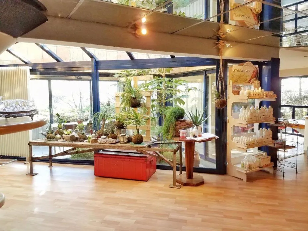 Living room in Casa mARTa : Suites, terrasses et vue panoramique