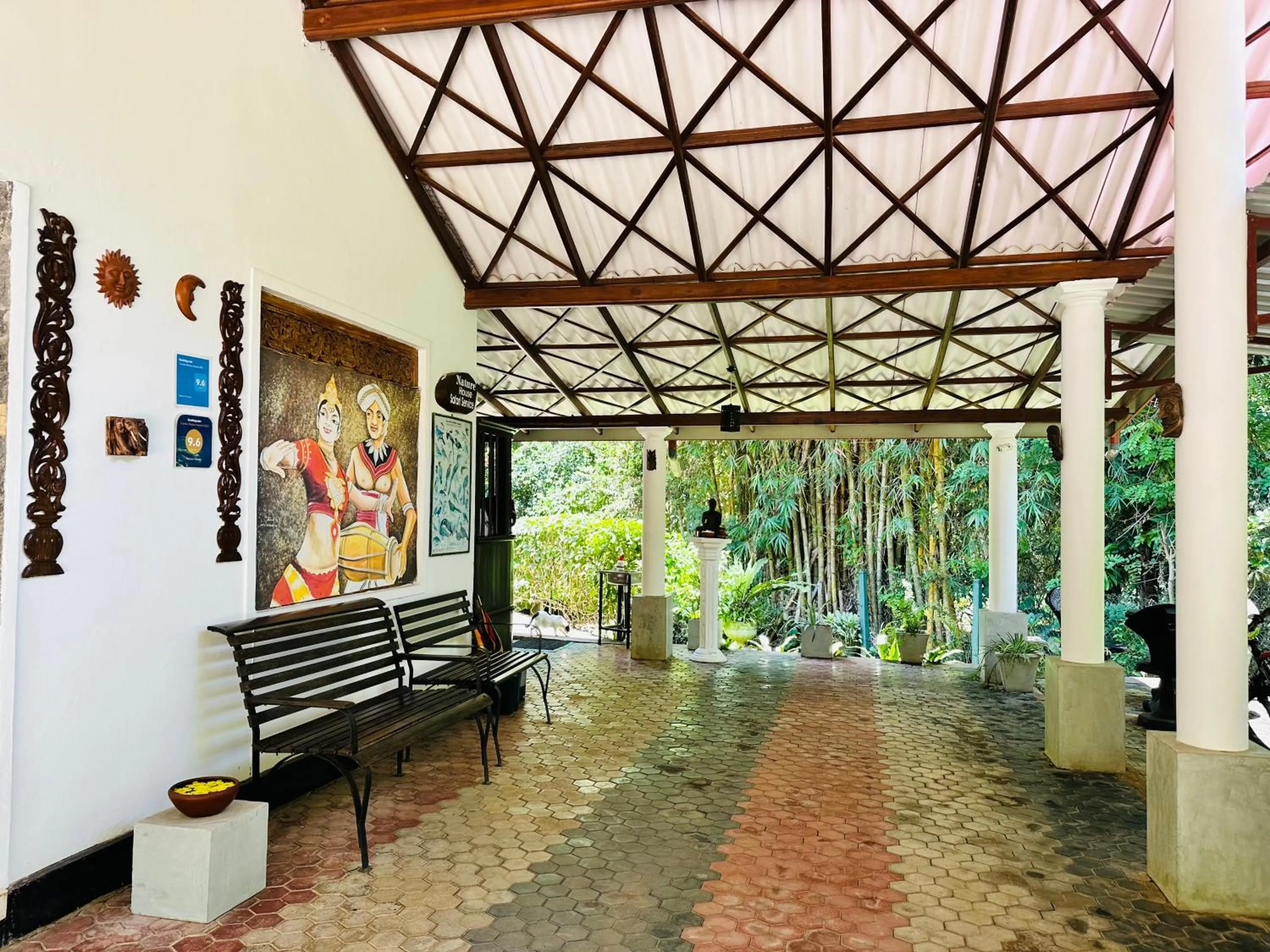 Facade/entrance in Nature House