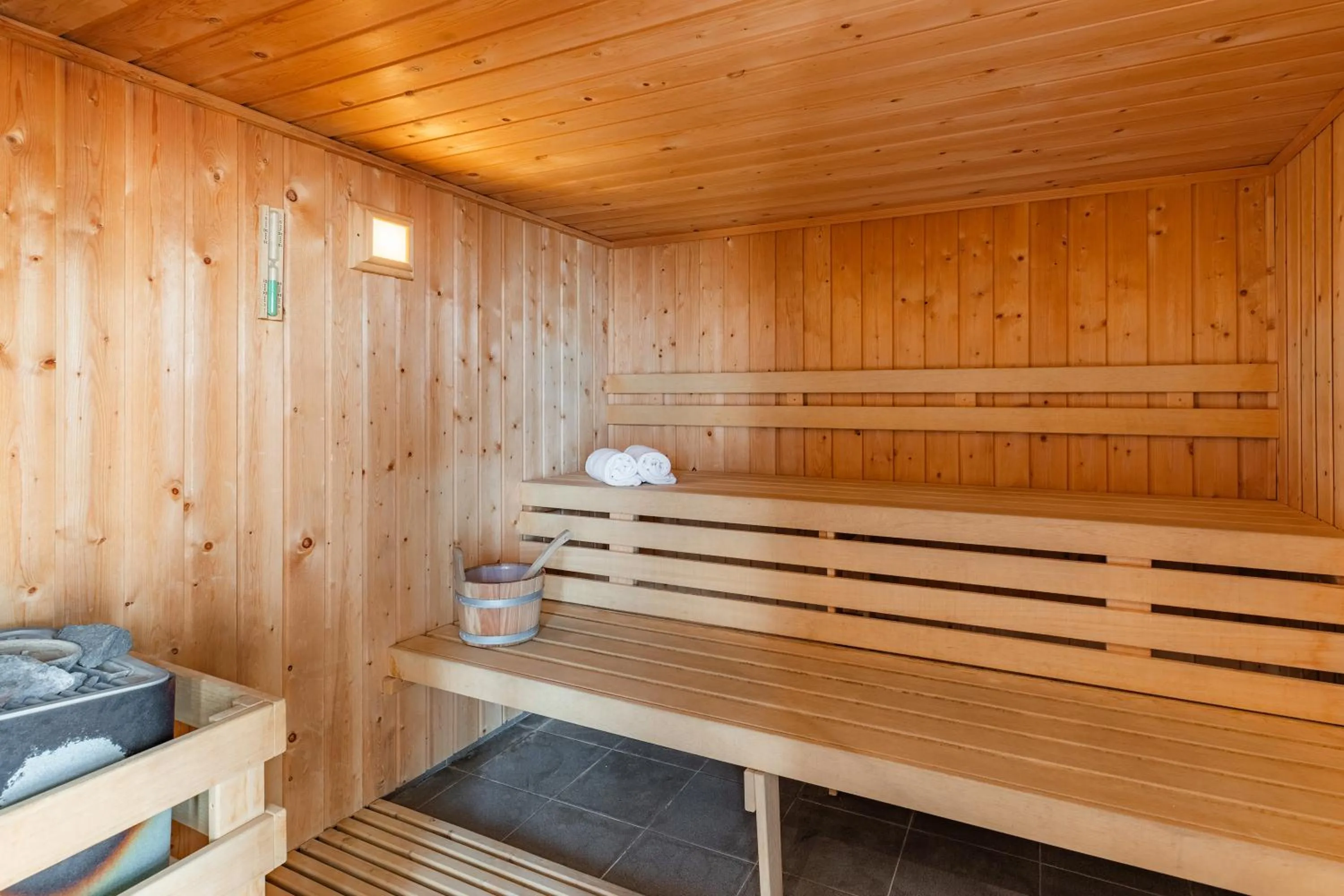 Sauna in Appart’City Confort Rennes – Cesson Sévigné
