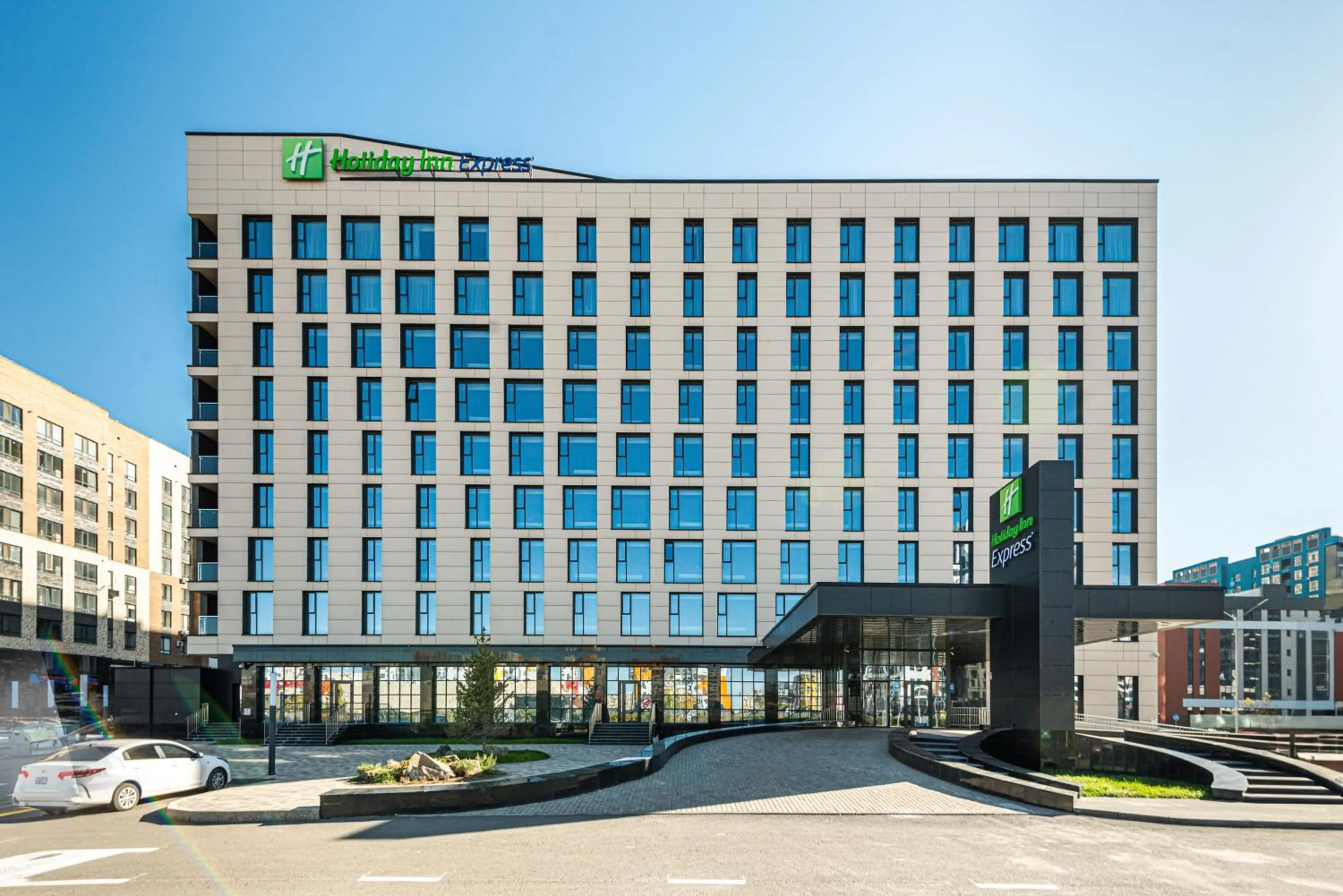 Property building in Holiday Inn Express - Astana - Turan by IHG