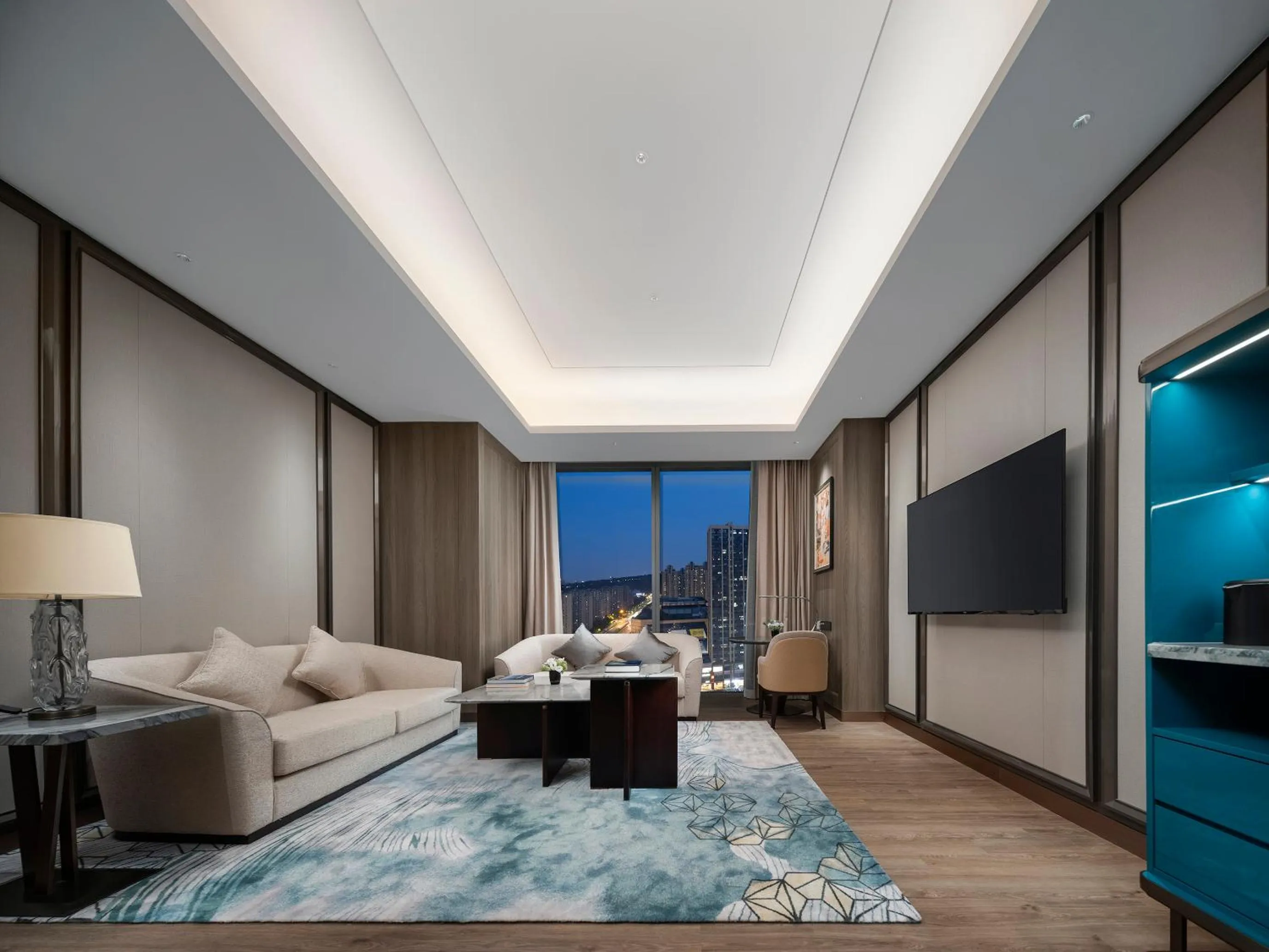 Living room, Bed in Crowne Plaza Hangzhou Linping by IHG