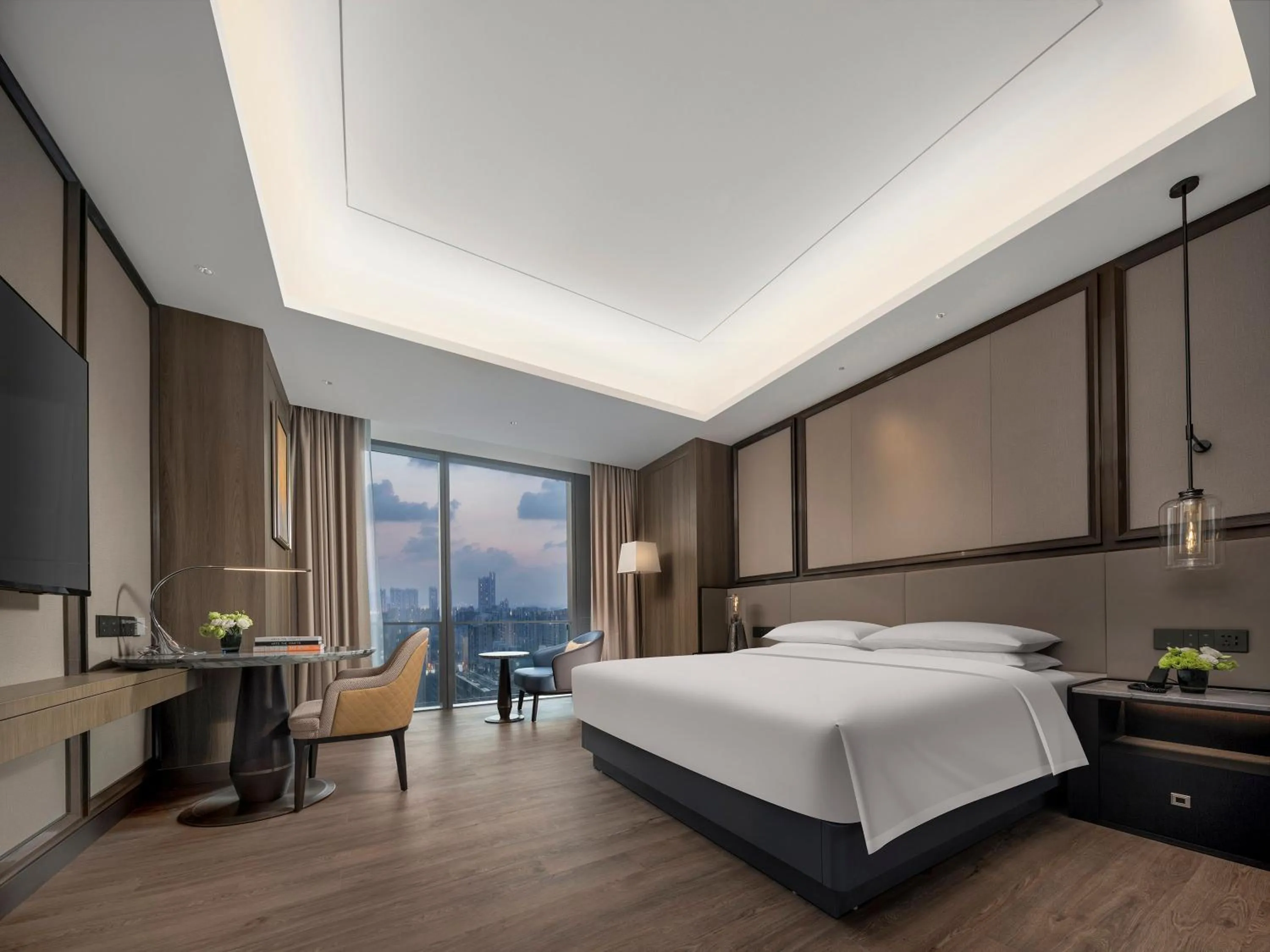 Photo of the whole room, Bed in Crowne Plaza Hangzhou Linping by IHG