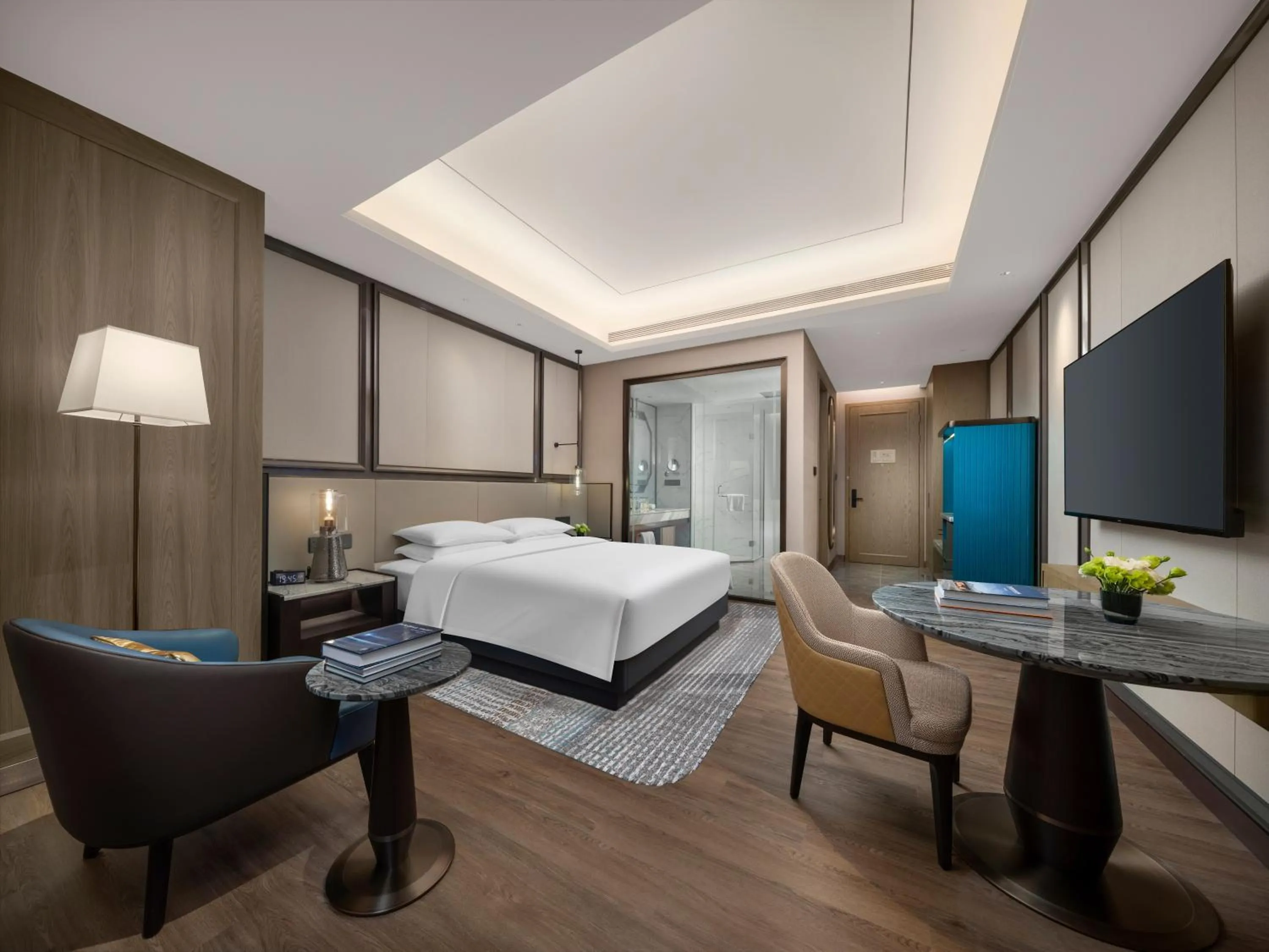 Bedroom, Bed in Crowne Plaza Hangzhou Linping by IHG