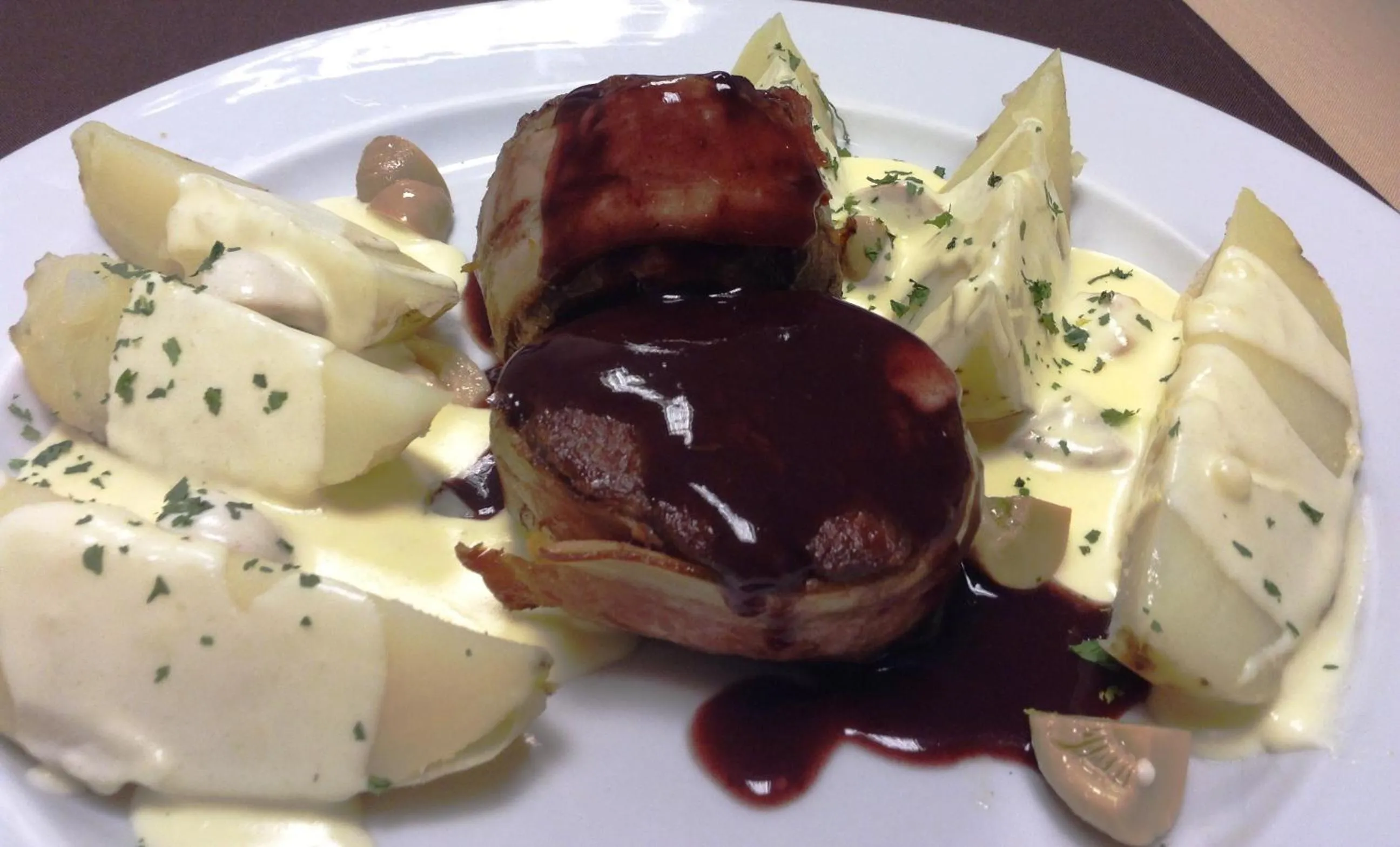 Restaurant/places to eat in Rivera Casino & Resort