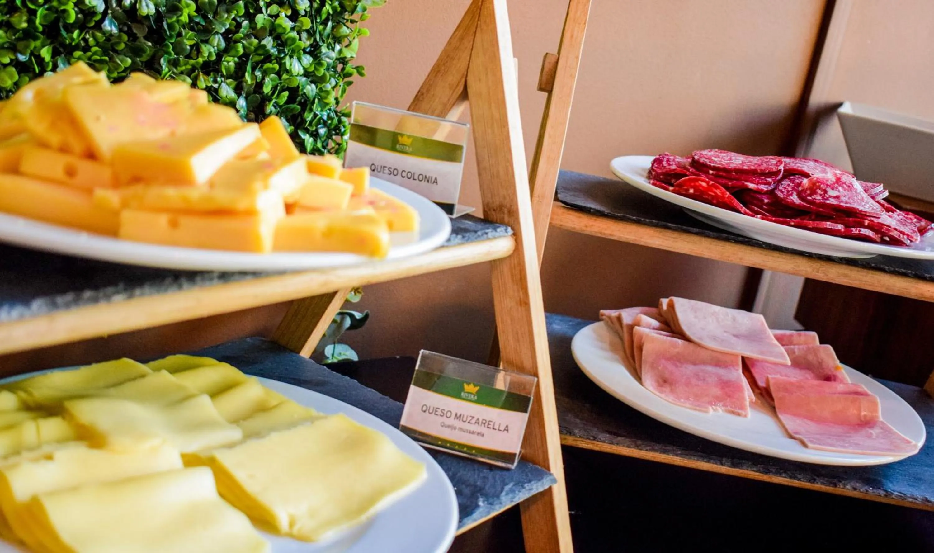 Restaurant/places to eat in Rivera Casino & Resort