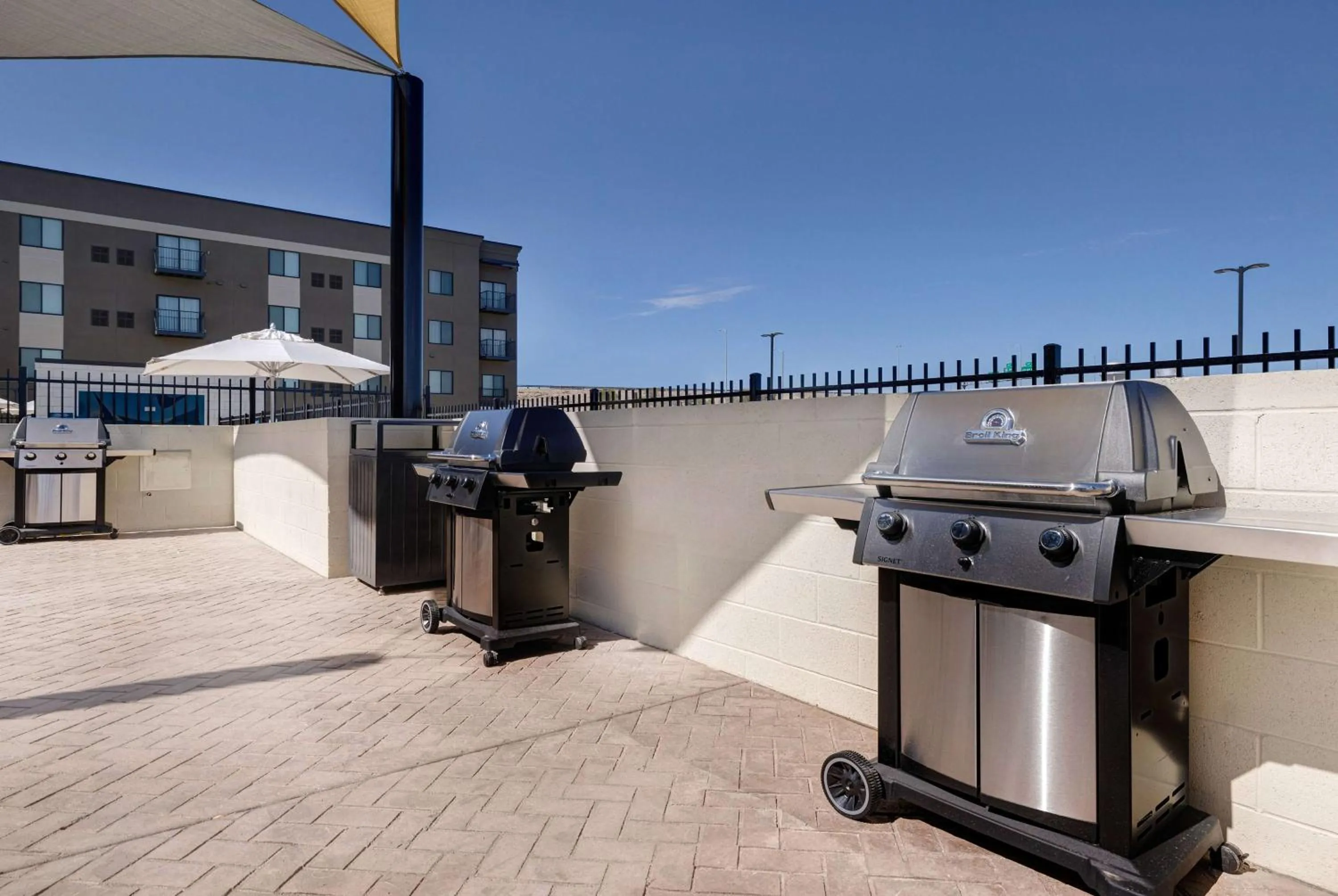 BBQ facilities in WaterWalk Extended Stay by Wyndham Tucson