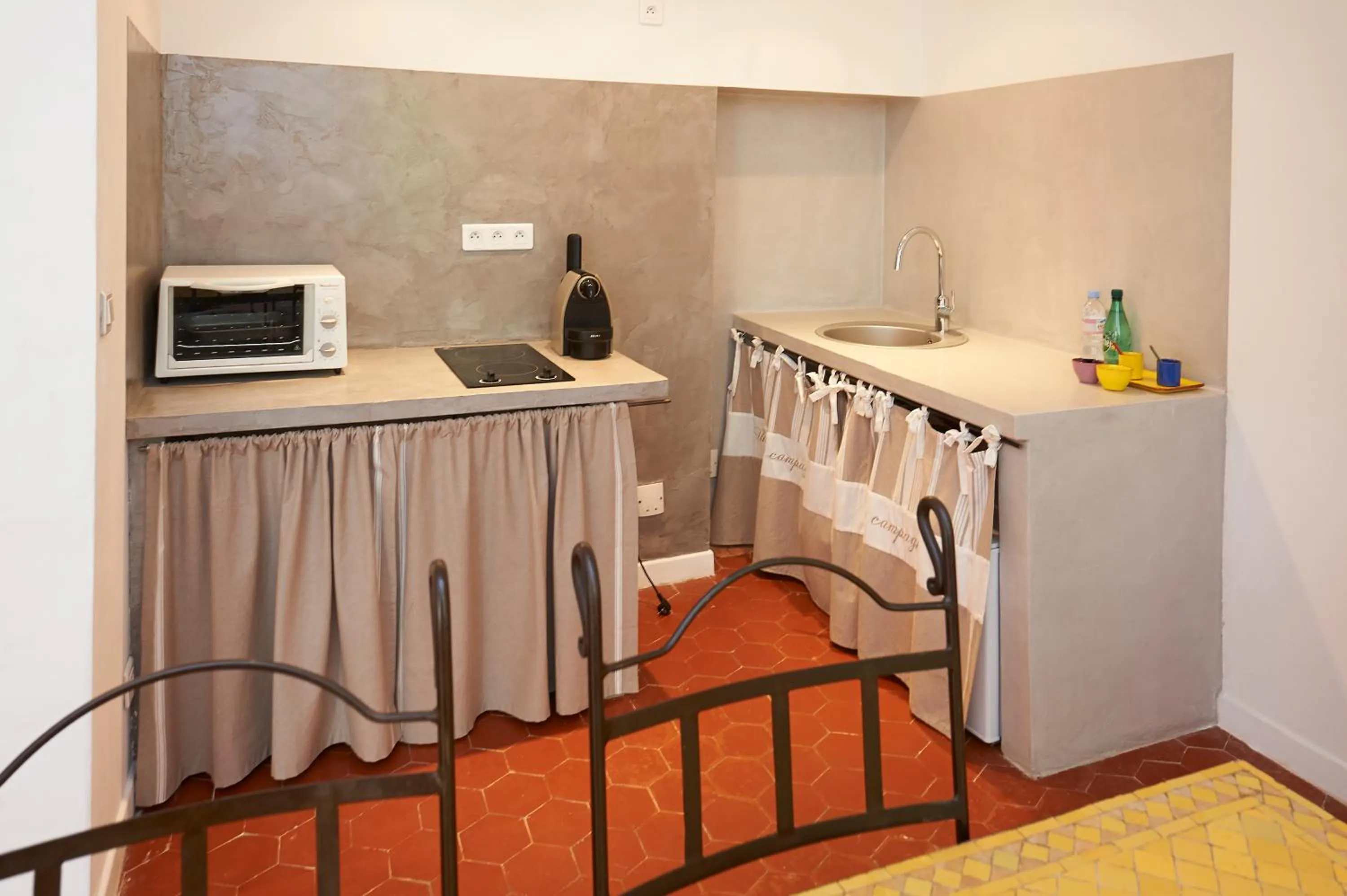 La Grande Maison De Nans