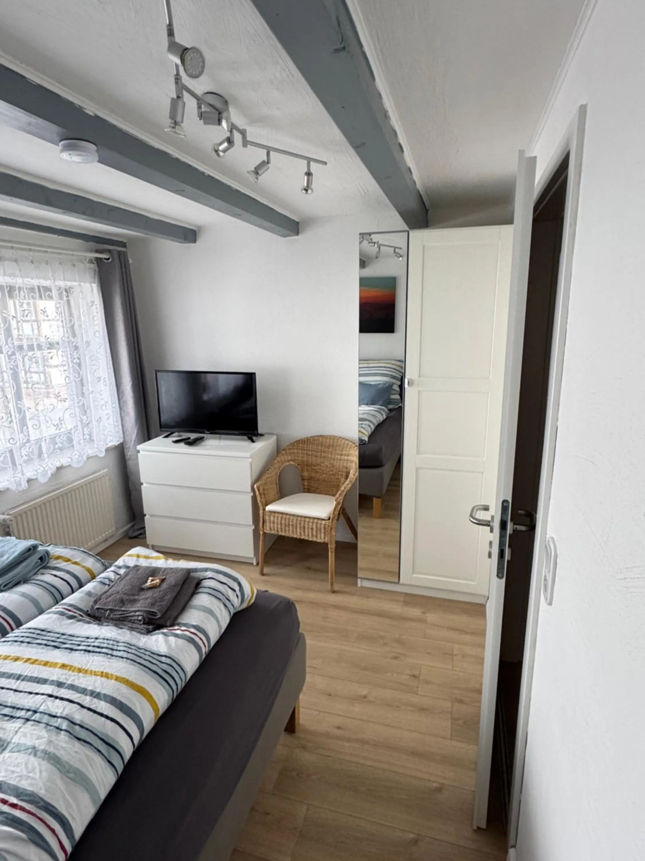 TV and multimedia, Bed in Ferienwohnung-Goldener Winkel